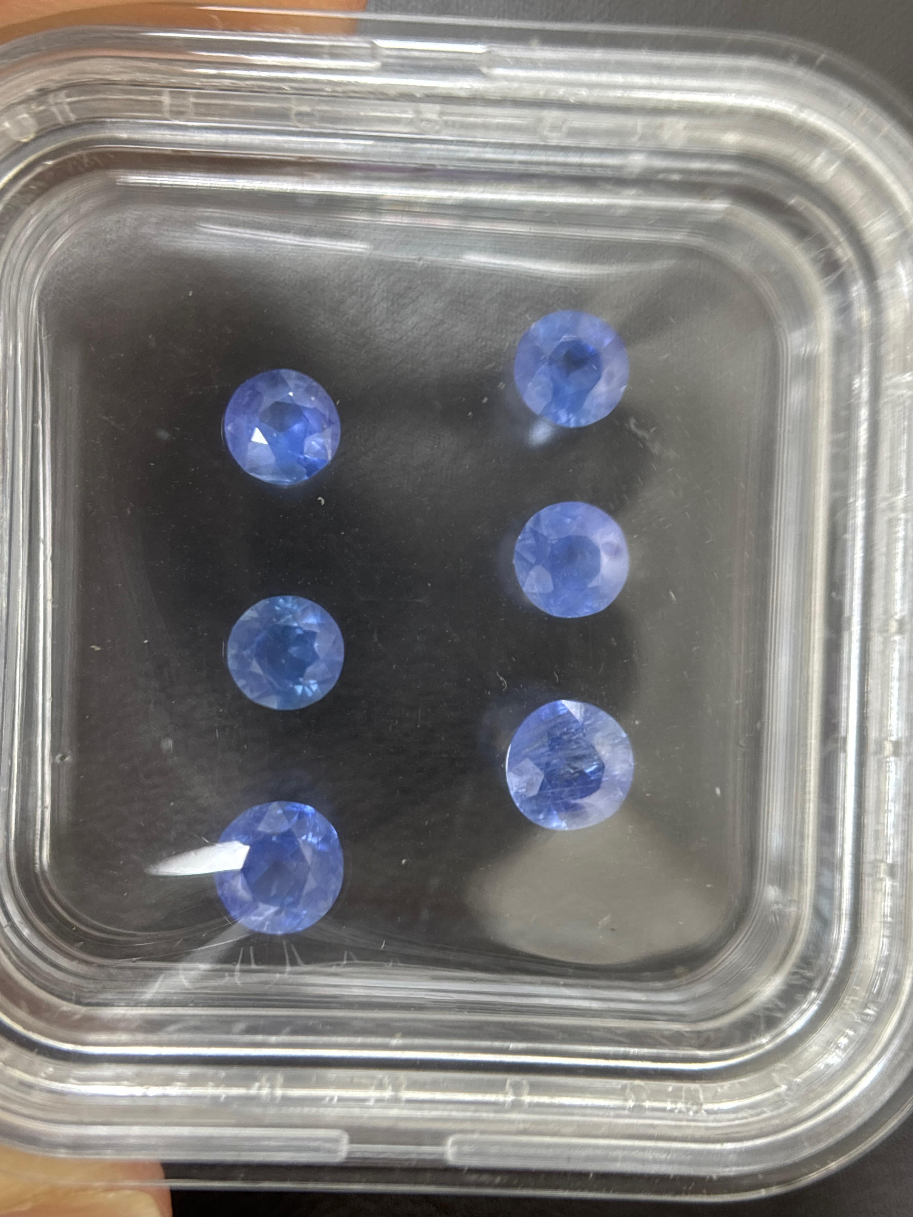 Saphir bleu naturel de Birmanie de 3 carats, non chauffé, taille ronde Neuf - En vente à Kowloon, HK