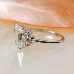 Natural 3 Carat Natural Emerald Cut Diamond Unique Design Engagement Ring