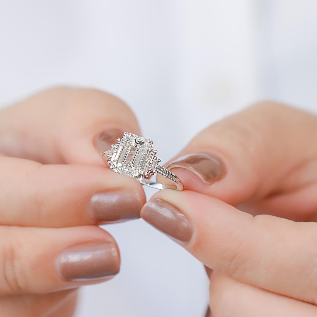 Natural 3 Carat Natural Emerald Cut Diamond Unique Design Engagement Ring For Sale 2