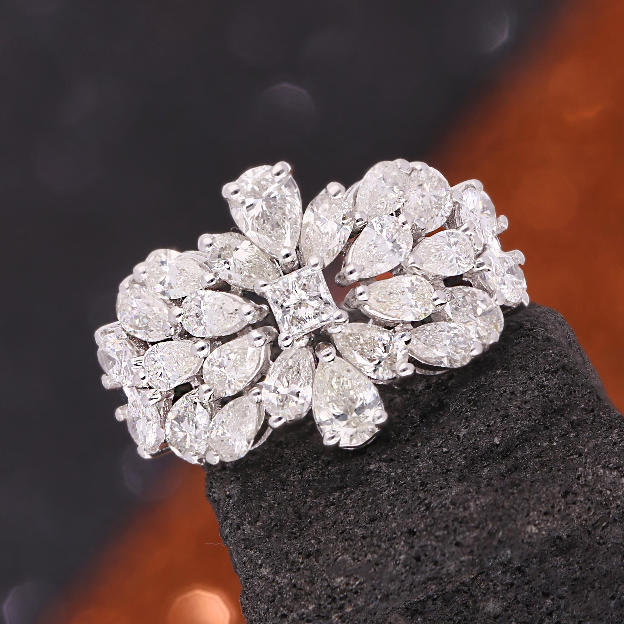Anillo cúpula de diamantes pera SI/H natural de 3 quilates Oro blanco de 18 quilates Joyería fina en Nuevo estado para la venta en Diera, Dubai