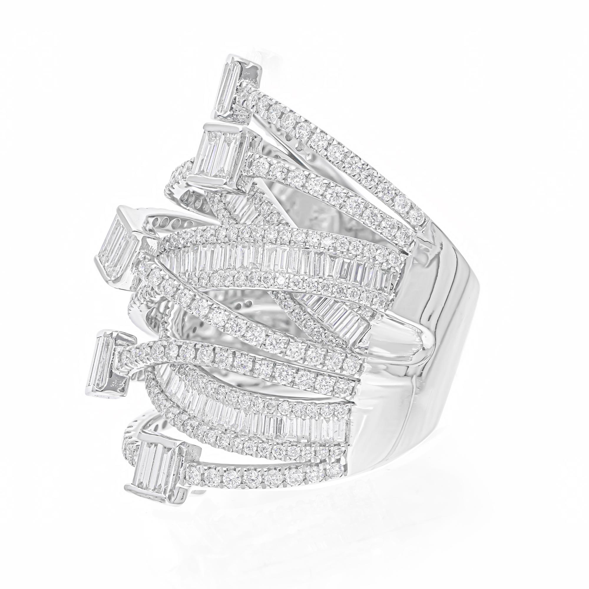 Cast from 14-karat gold, these exquisite ring is handset with 3.01 carats of sparkling diamonds.

The ring is a size 7 US and may be resized to larger or smaller upon request. FOLLOW SPECTRUM JEWELS storefront to view the latest collection &
