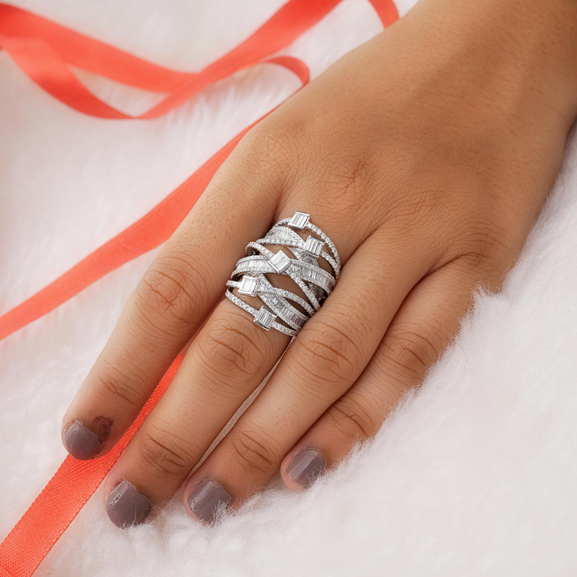 Women's Natural 3.01 Carat SI/HI Baguette Brilliant Cut Diamond Ring 14 Karat White Gold For Sale