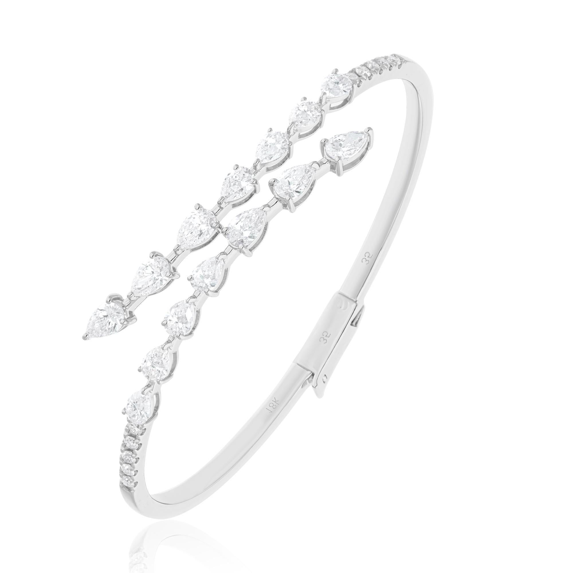 Cast from 18-karat gold, these exquisite bangle is handset with 3.02 carats of sparkling diamonds.

FOLLOW SPECTRUM JEWELS storefront to view the latest collection & exclusive pieces. Spectrum Jewels is proudly rated as a Top Seller on 1stdibs with