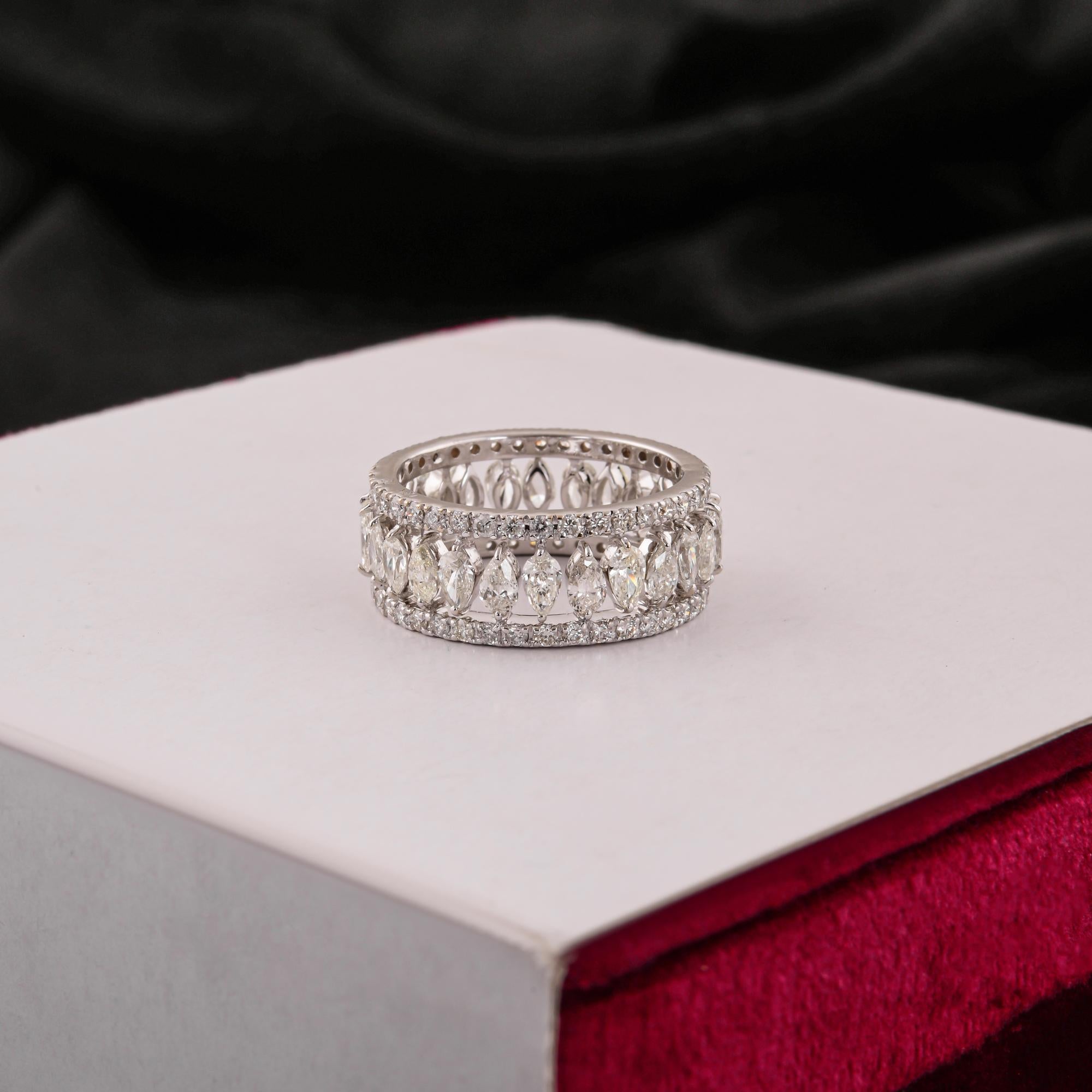 Women's Natural 3.02 Carat SI/H Pear Diamond Two Band Ring 18 Karat White Gold Jewelry For Sale