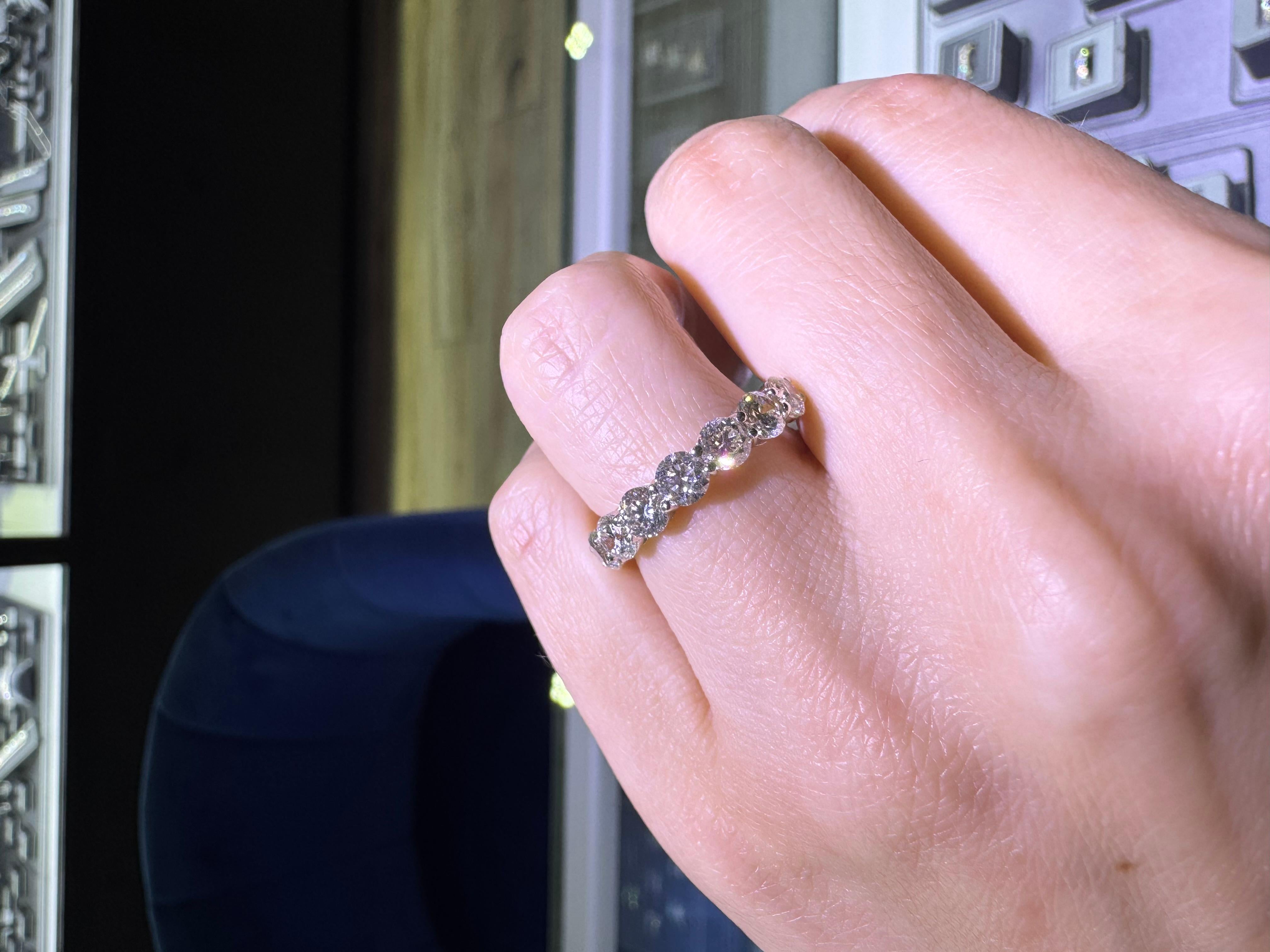 Natural 3.10 Carat Round Brilliant 11 Stone 14-Karat Diamond Band In Stock In Excellent Condition For Sale In Boca Raton, FL