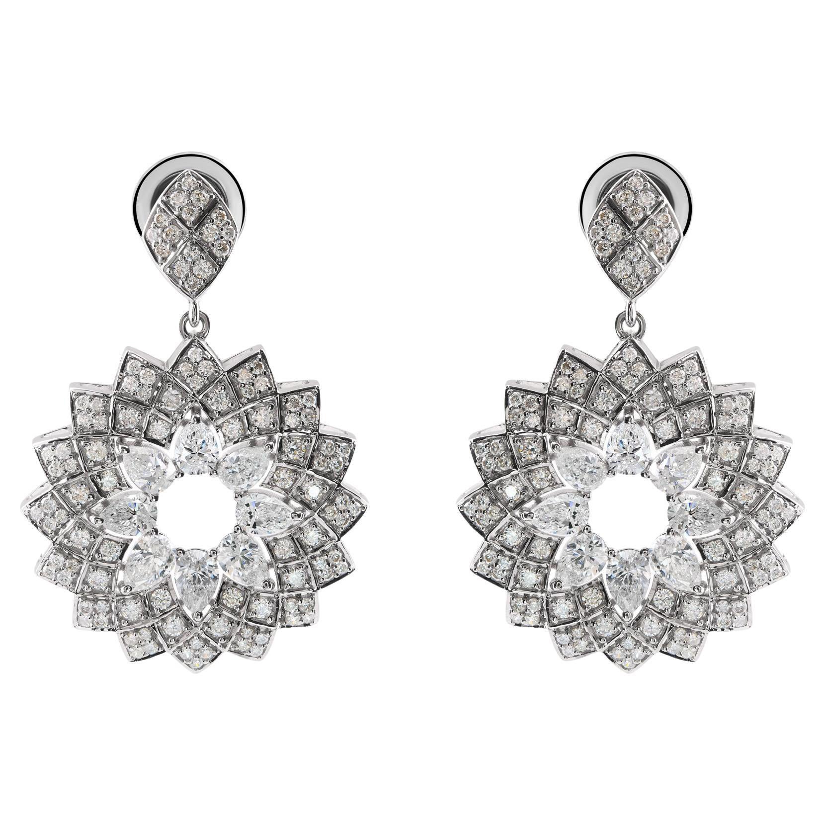 Orecchini a pendente con diamanti naturali da 3,16 carati SI/H in oro bianco 14 carati