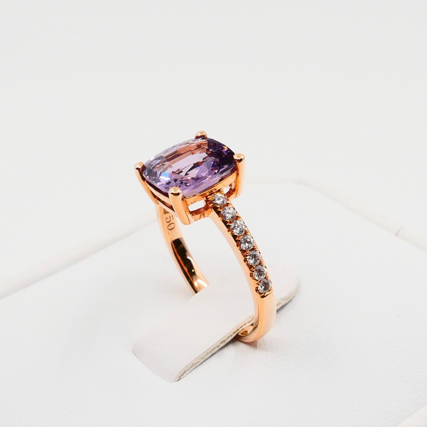 Natural 3.22 Carat Purple Spinel and Diamond Ring Set in 18 Karat Rose Gold For Sale 9