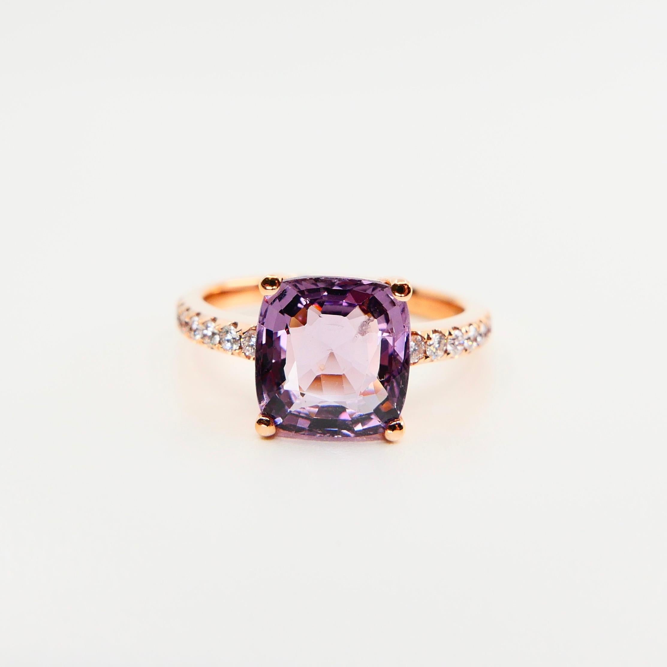 Natural 3.22 Carat Purple Spinel and Diamond Ring Set in 18 Karat Rose Gold In New Condition For Sale In Hong Kong, HK