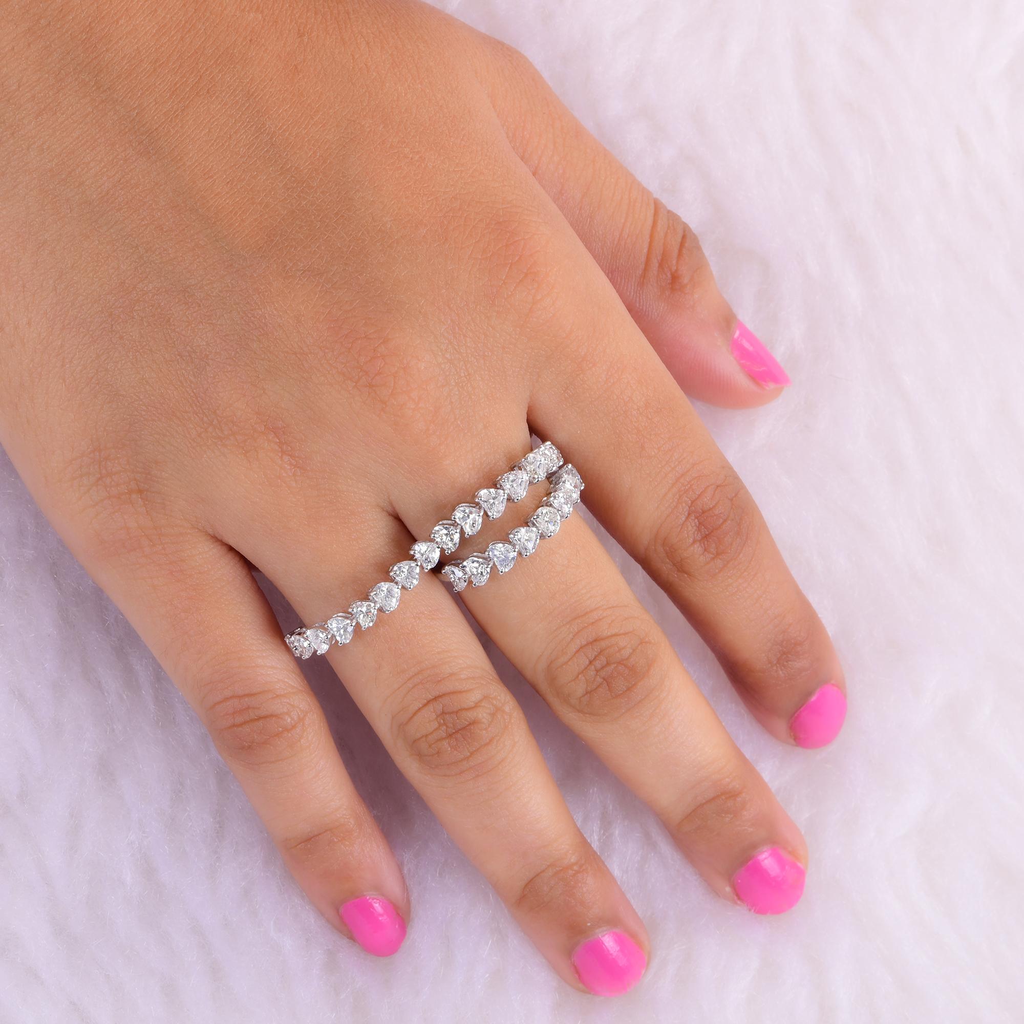 Natural 3.25 Carat Heart Shape Diamond Double Finger Ring 14 Karat White Gold For Sale 2