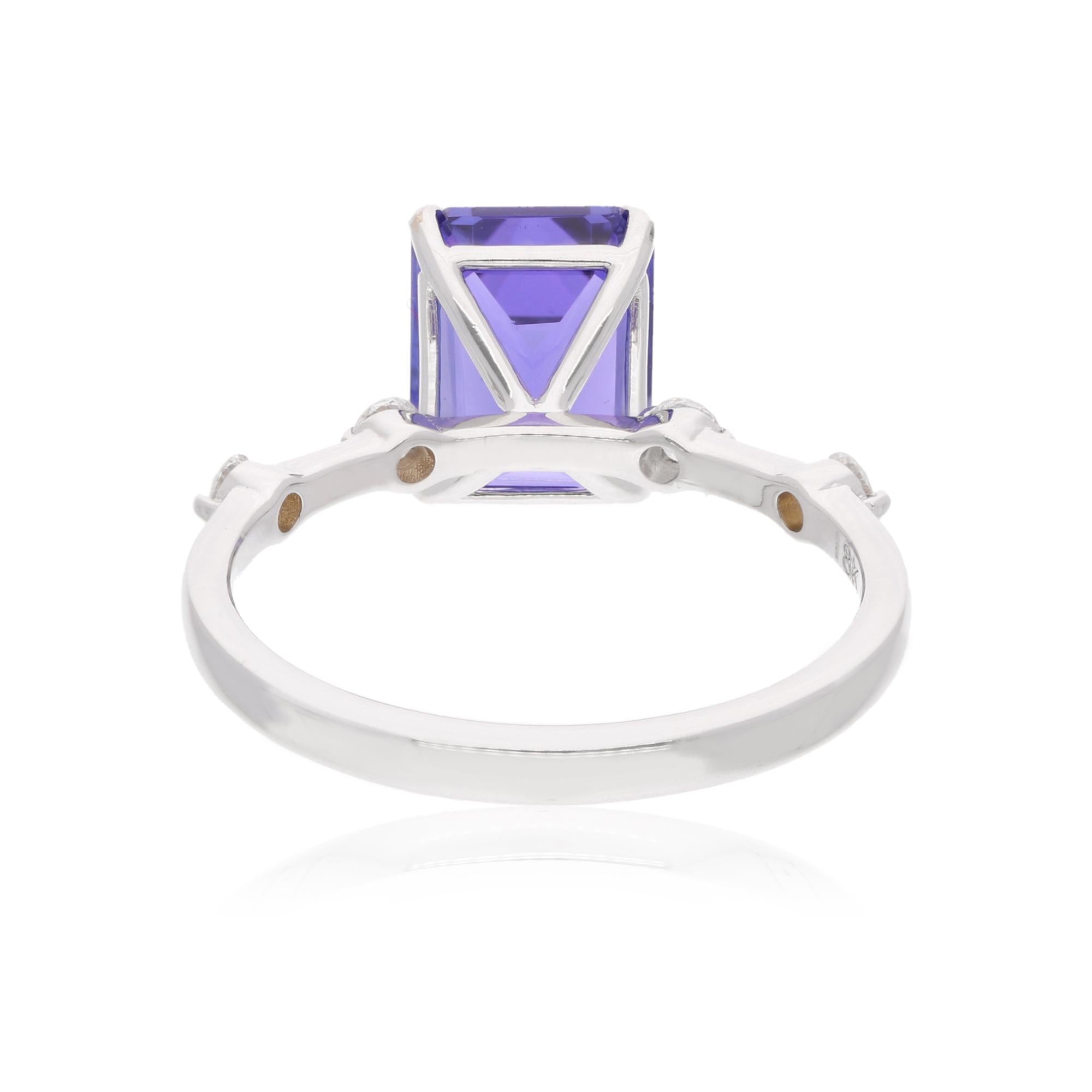 Natürlicher 3,29 Karat Tansanit Ehering mit 0,10 Karat Diamant aus 18 Karat Weißgold (Achteckschliff) im Angebot