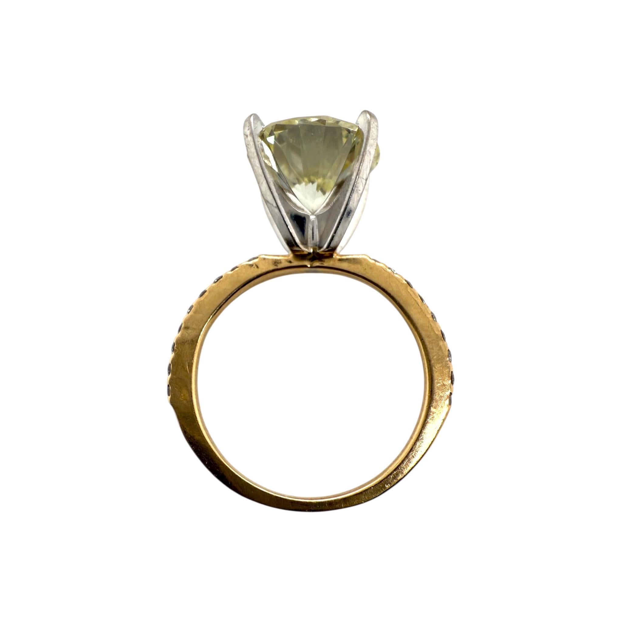 Natural 3.36 Carat Round Brilliant Cut Diamond Engagement Ring For Sale 5