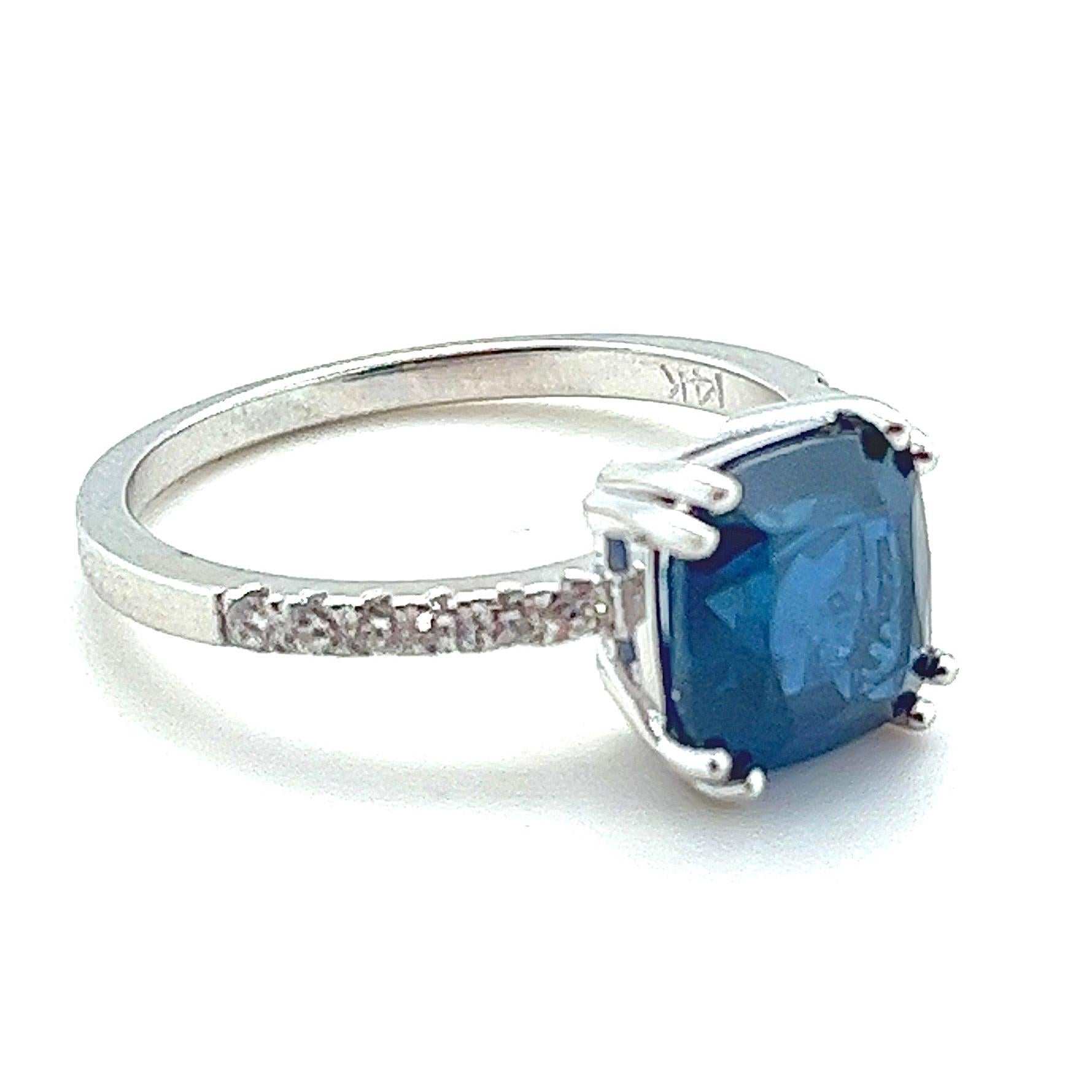 Natural 3.39 carat Sapphire Diamond Gemstone Ring For Sale 1