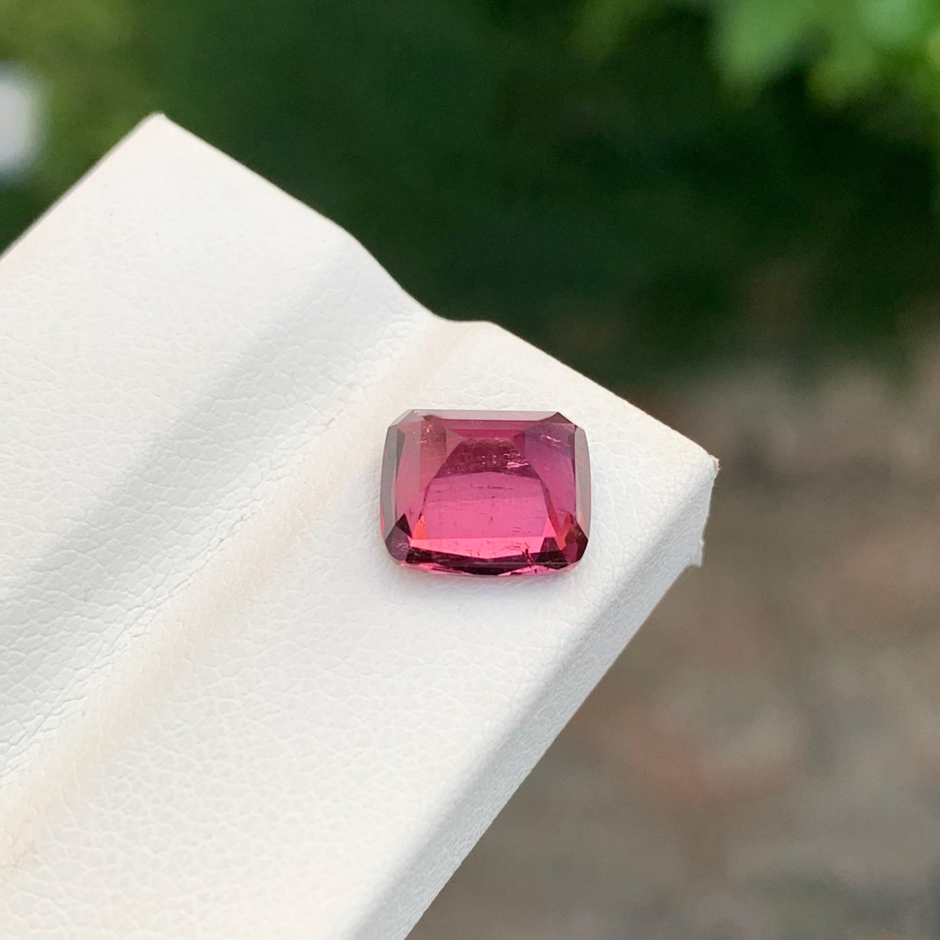 Natural 3.45 Carat Faceted Maroon Pink Tourmaline Cushion Shape Gem For Sale 5