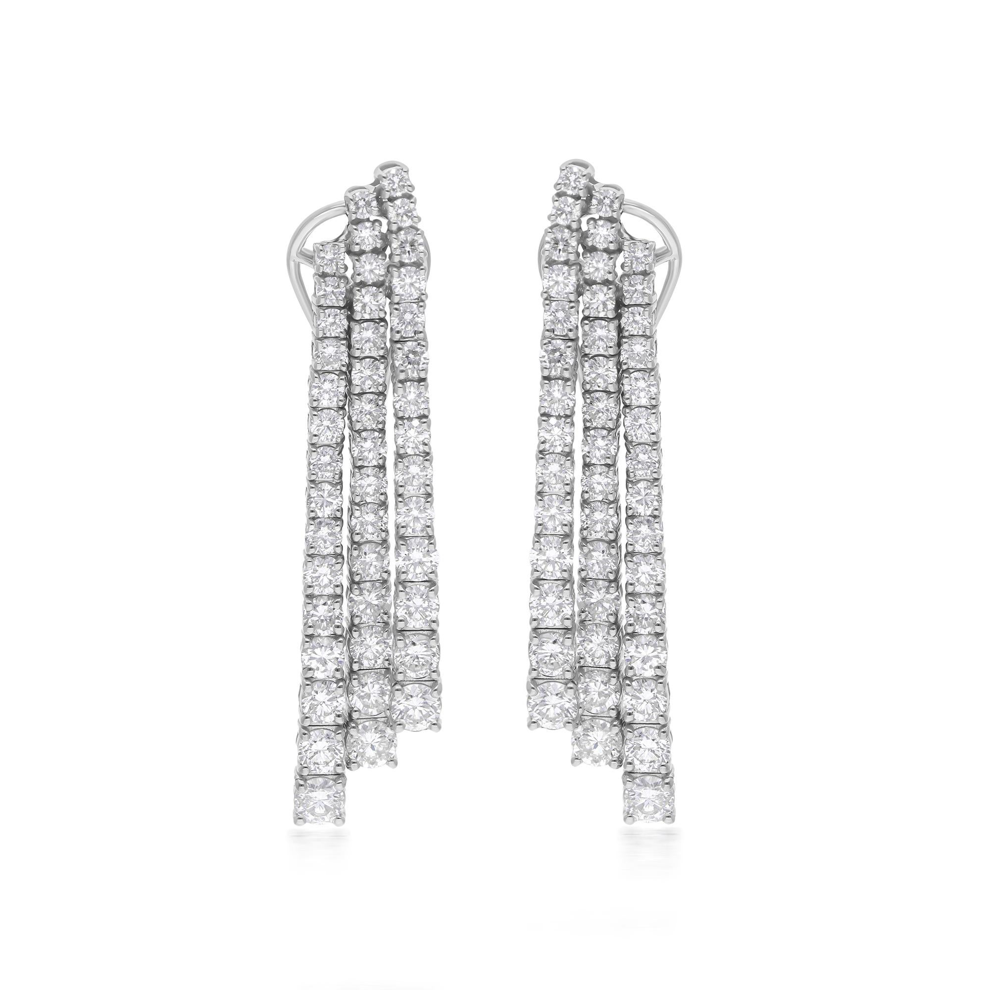 Boucles d
oreilles trois lignes en or blanc 18 carats avec diamants ronds naturels de 3,46 carats