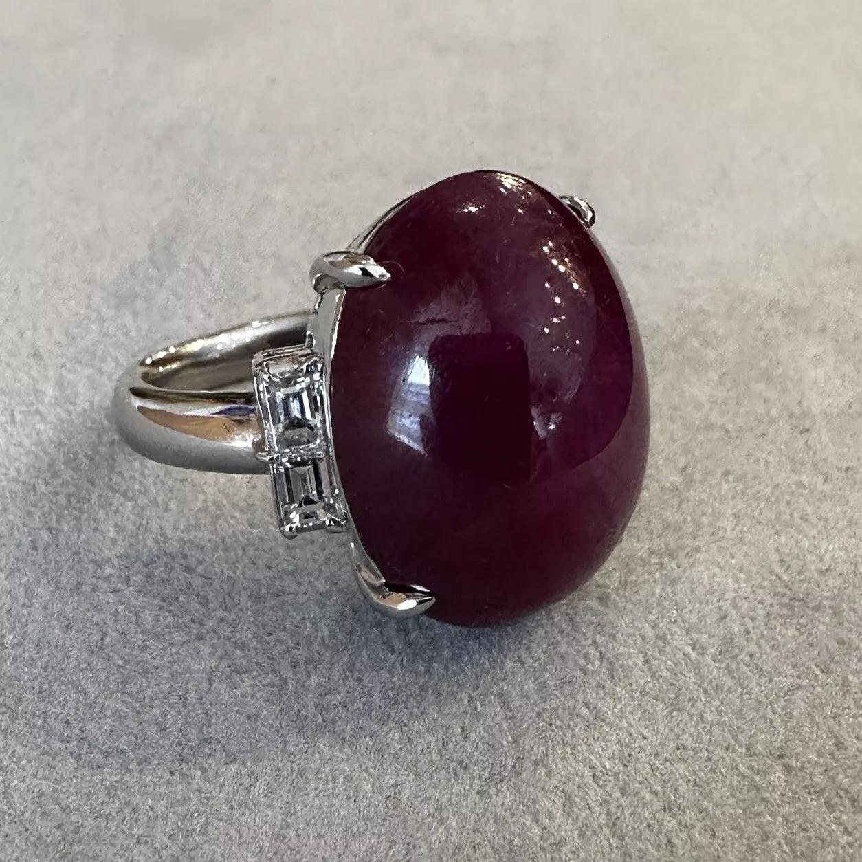Natural 34.75 carat Star Ruby Cabochon and Diamond Ring in Platinum In Excellent Condition For Sale In La Jolla, CA