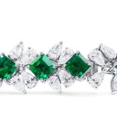 Natural 34.80 Ct TW Colombian Vivid Green Emerald & Diamond Bracelet, 18K Gold