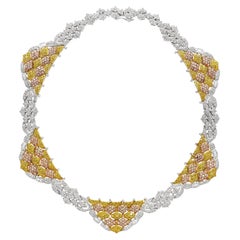 Natürlicher 35 Karat Rosa, Weißer & Gelber Diamant 18K Dreifarbiger Halskette Choker mit Diamanten