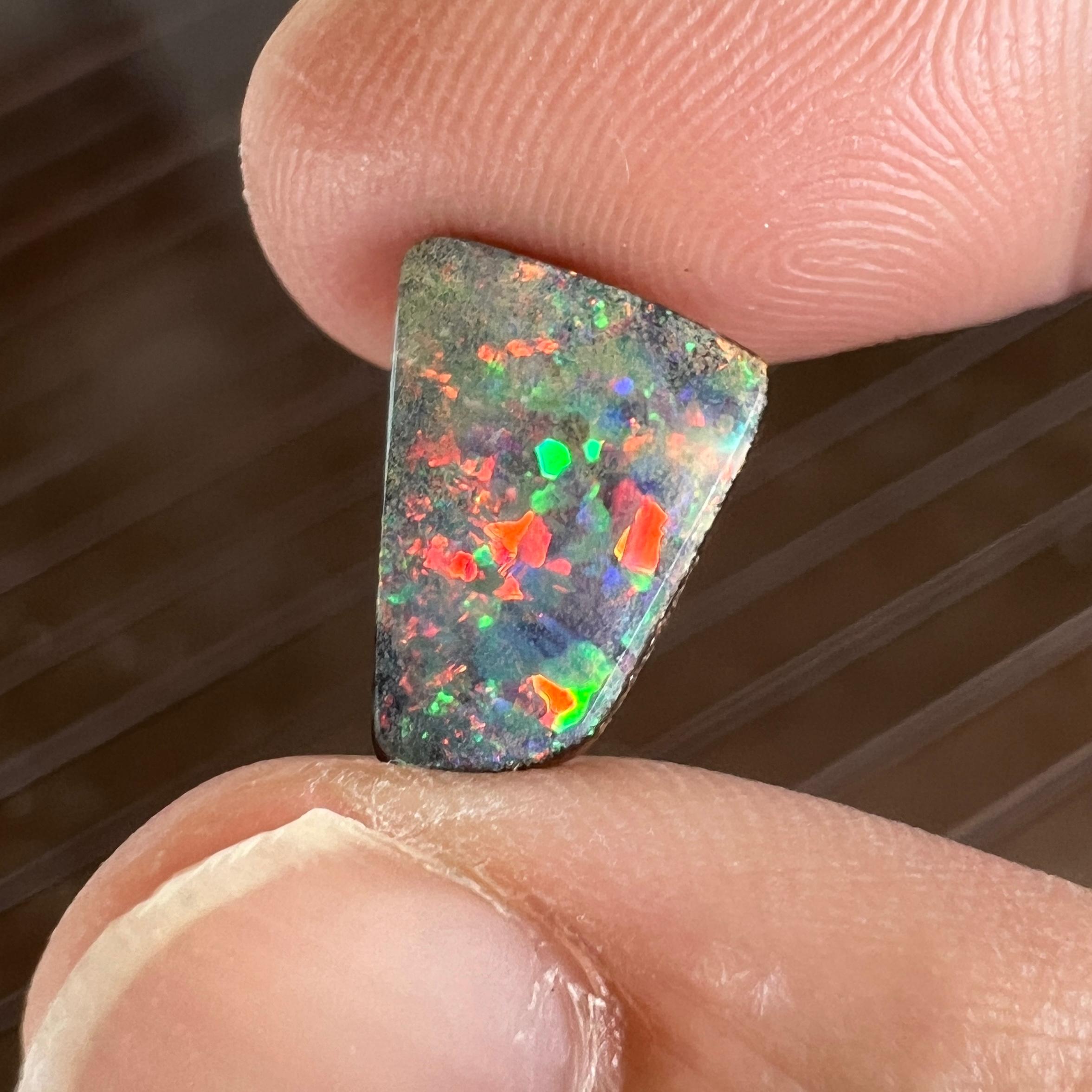 Natural 3.53 Australian pink and green boulder opal mined by Sue Cooper In New Condition For Sale In BELCONNEN, ACT
