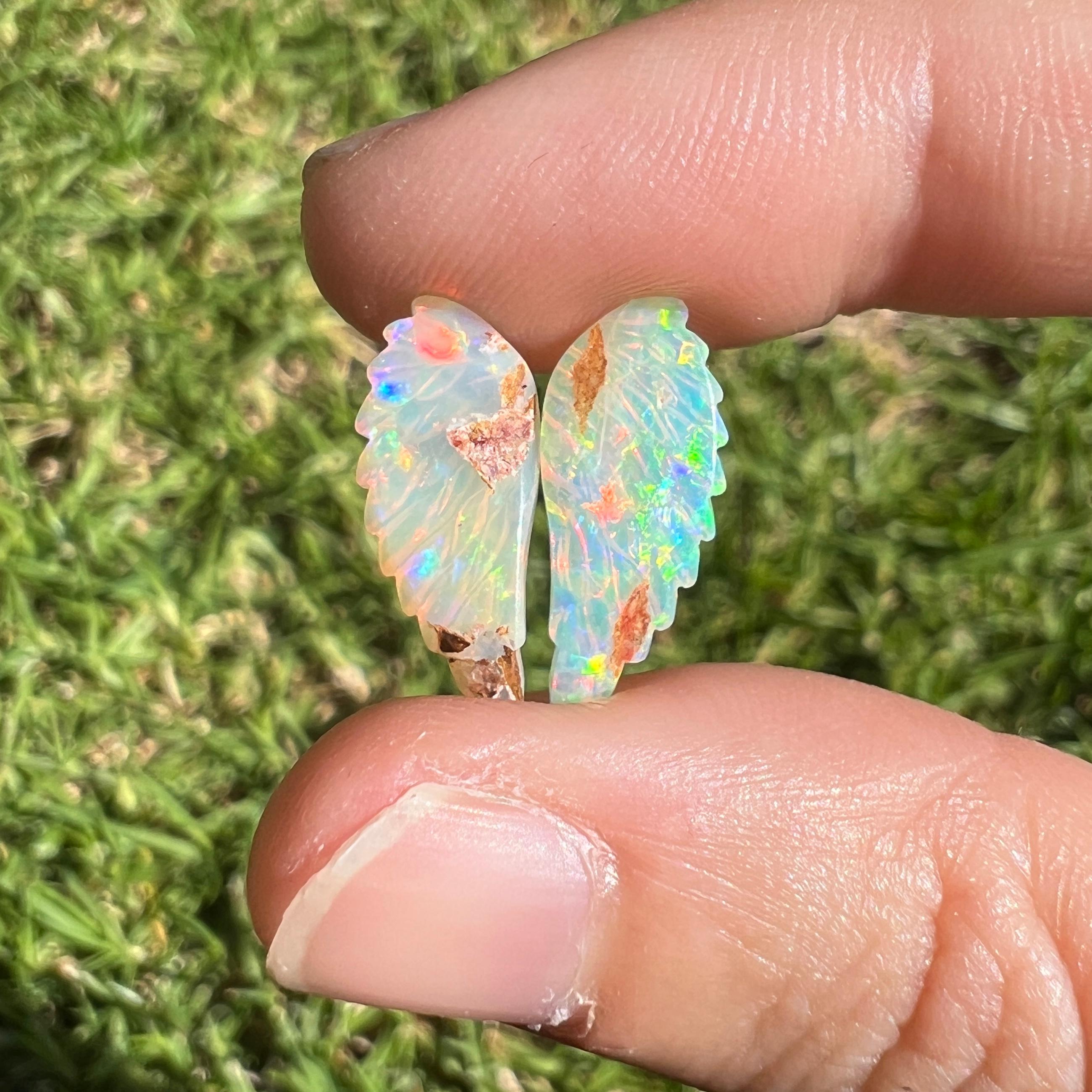 Natural 3.66 Ct Australian Gem Crystal Angel Wings Opal mined by Sue Cooper For Sale 1