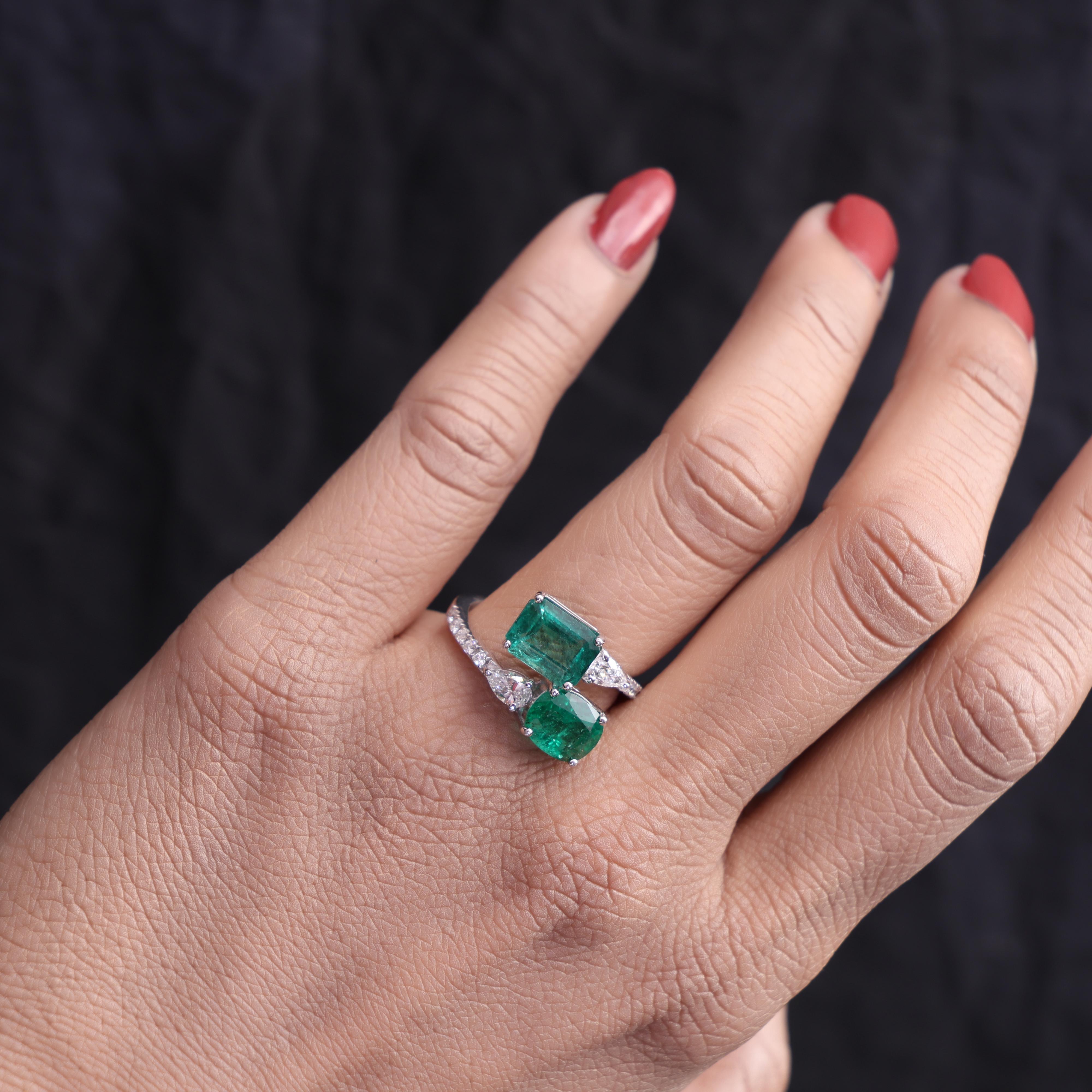 En venta: Esmeralda natural Diamante Bypass Anillo Envolvente Oro Blanco 18k Macizo Joyería Fina  7