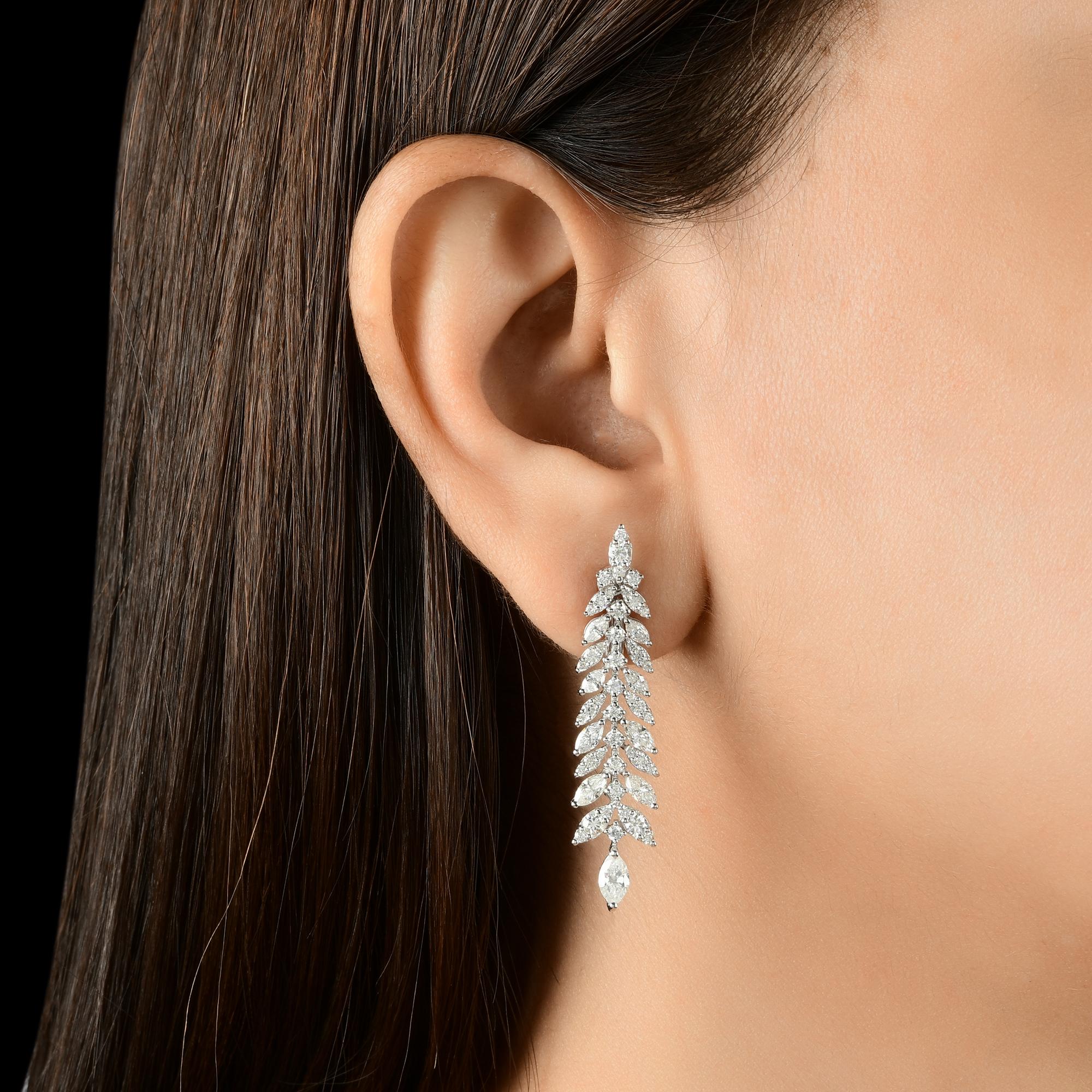 Pendientes colgantes de diamantes naturales de 3,75 quilates Oro blanco de 18 quilates Joyería hecha a mano Moderno en venta