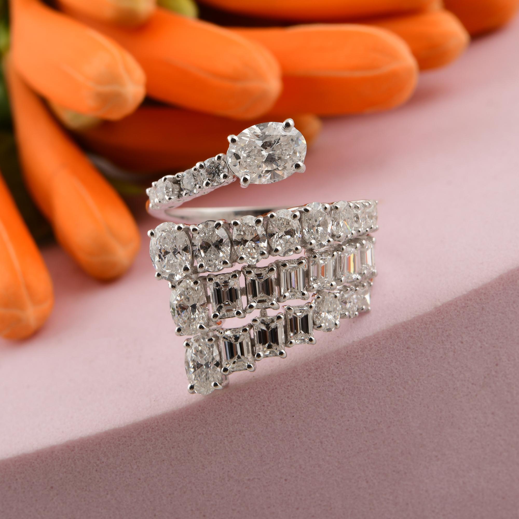 Women's Natural 3.76 Carat SI/H Oval Emerald Cut Diamond Wrap Ring 18 Karat White Gold For Sale