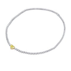 Collana con diamanti naturali a forma di cuore da 3,82 carati, di colore giallo e bianco, certificata GIA, in oro 18 carati