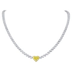 Collana con diamanti naturali a forma di cuore da 3,82 carati, di colore giallo e bianco, certificata GIA, in oro 18 carati