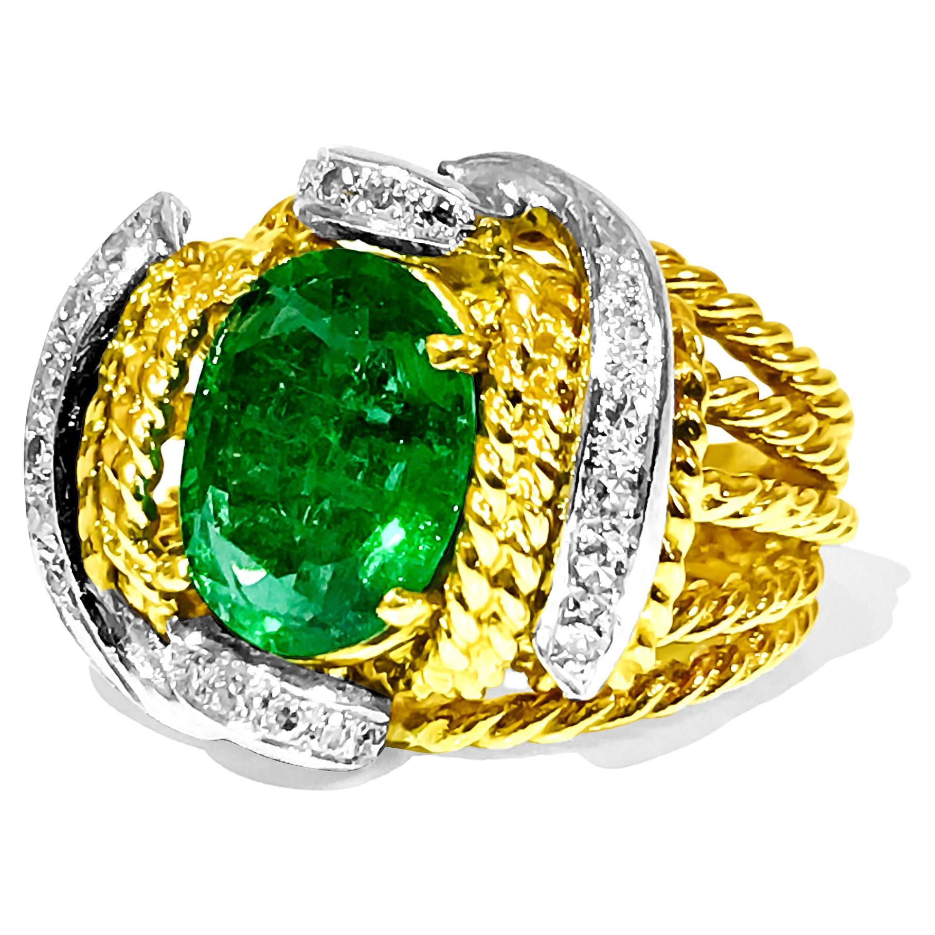 Natural 3.86 Carat Emerald Diamond Ring 18K Gold For Sale