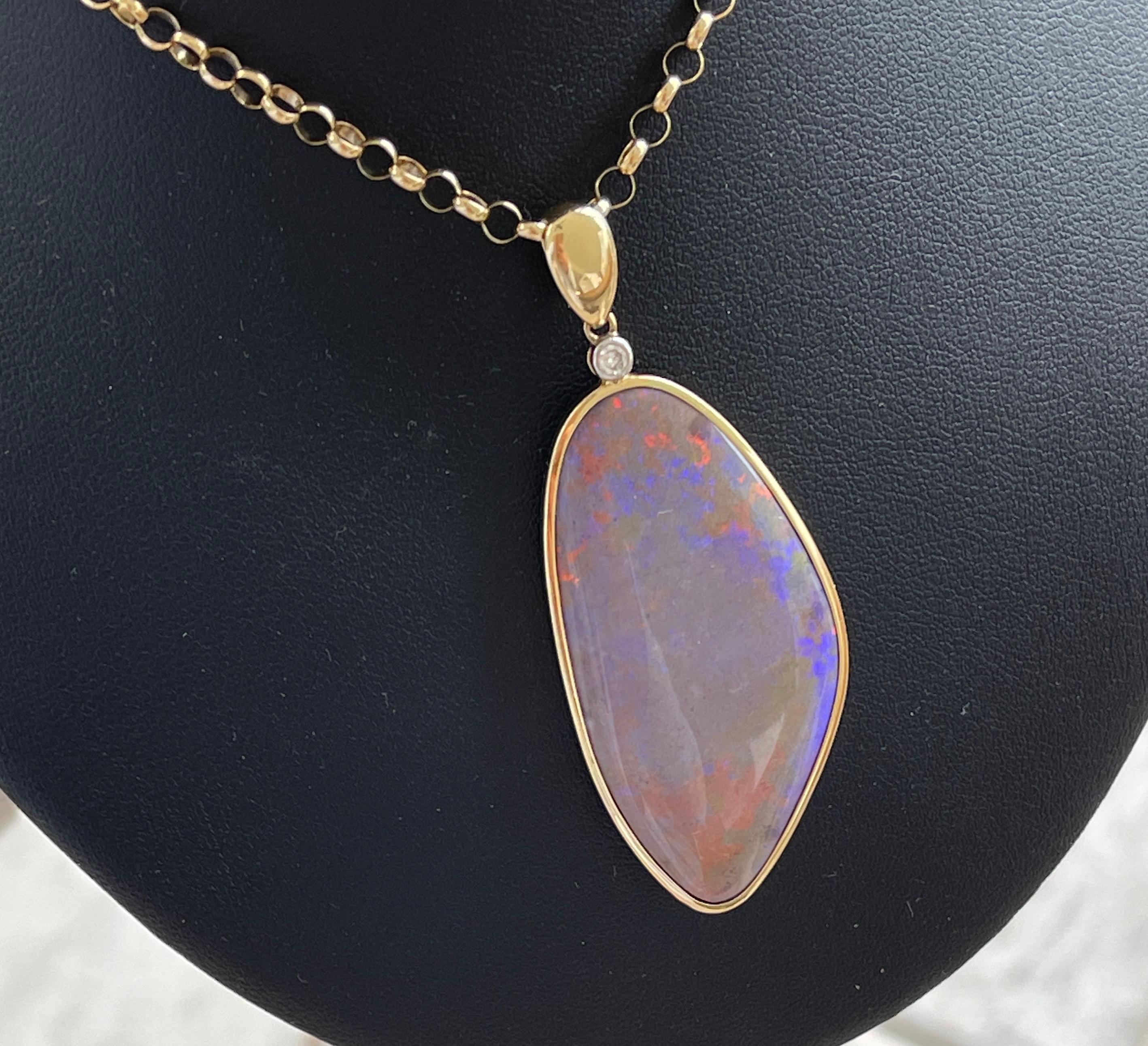 Natürlicher 38ct Karat massiver australischer Edelopal-Diamant-Anhänger 14ct Gold (Cabochon) im Angebot