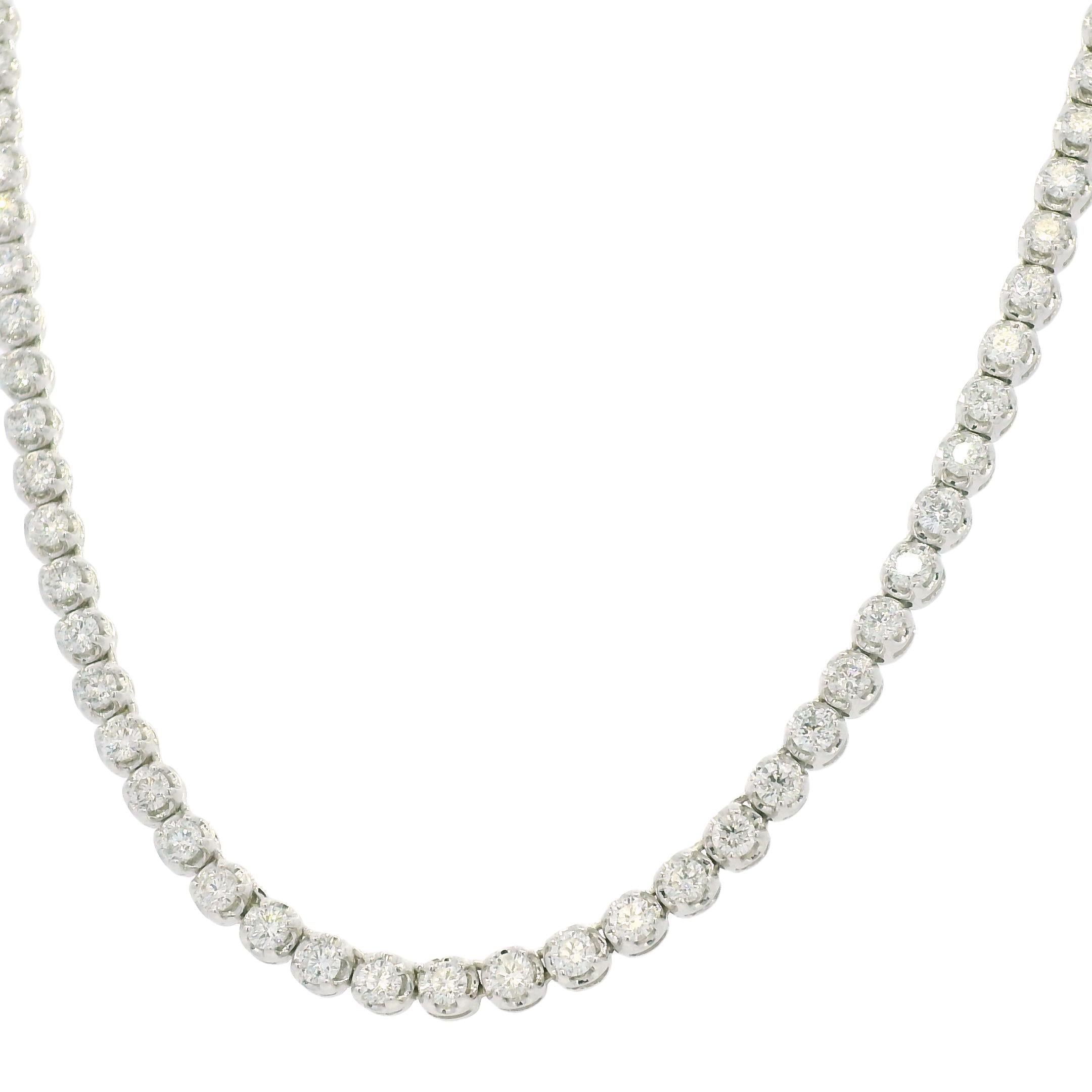 Modern Natural 4.0 Carat Diamond Adjustable 14-Karat Tennis Necklace In Stock For Sale