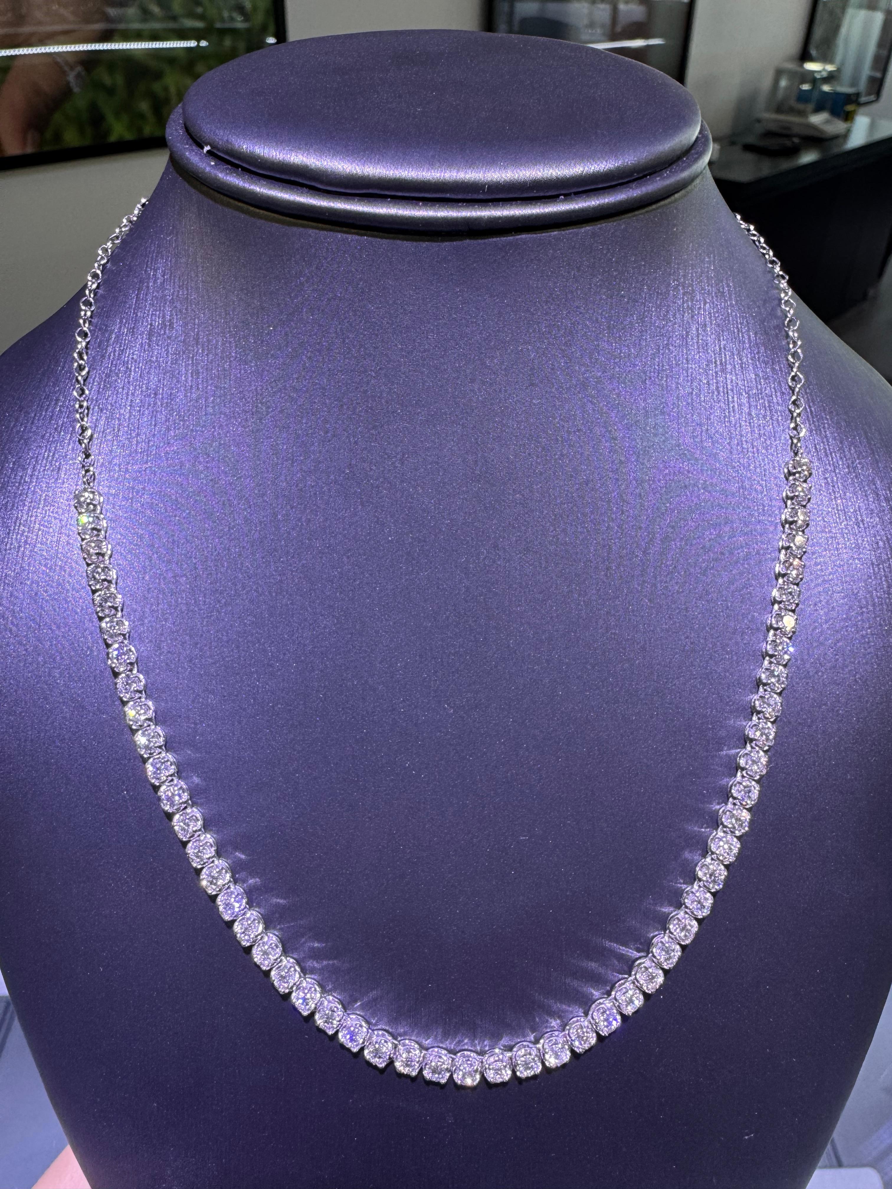Natural 4.0 Carat Diamond Adjustable 14-Karat Tennis Necklace In Stock For Sale 1
