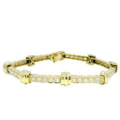Natural 4.0 Carat Diamond Ribbed Station 18-Karat Link Bracelet In Stock