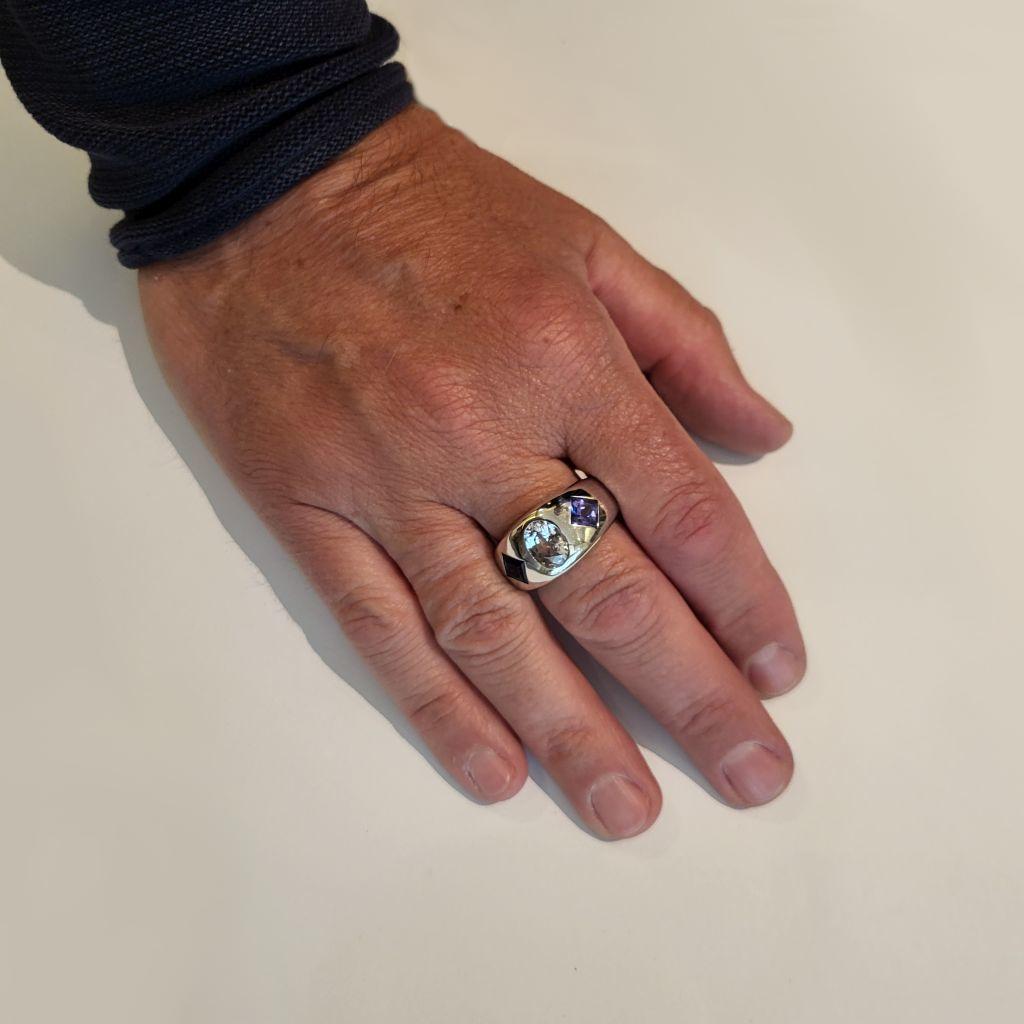 Taglio misto Anello Whiting con zaffiro bianco naturale e tanzanite da 4,02 carati in vendita