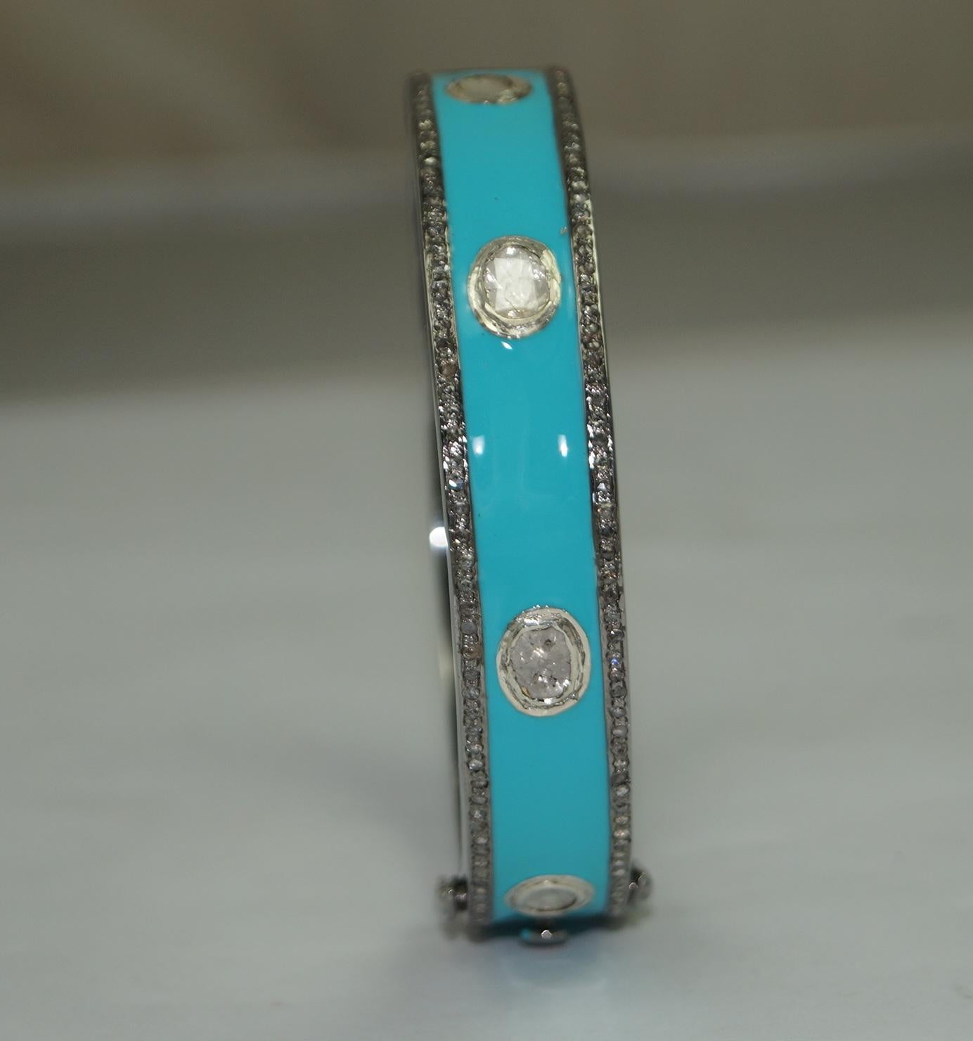 Contemporary  Natural 4.10ct uncut rose cut diamond turquoise enamel oxidized silver bracelet For Sale