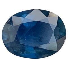 Saphir bleu profond facetté de 4,20 carats, pierre précieuse de forme ovale