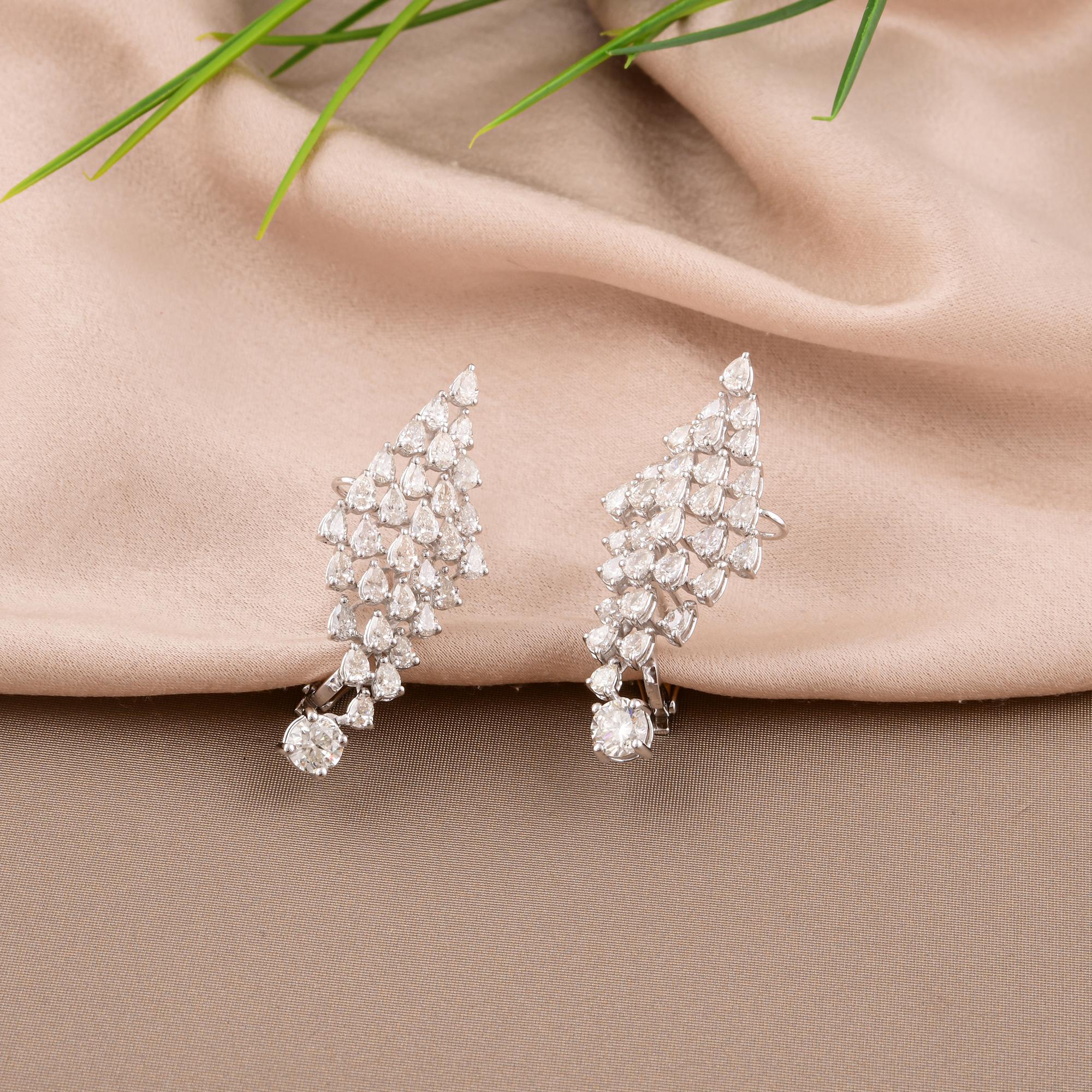 Taille poire Boucles d'oreilles en or blanc 18 carats avec diamants ronds taille poire de 4,20 carats SI/H en vente