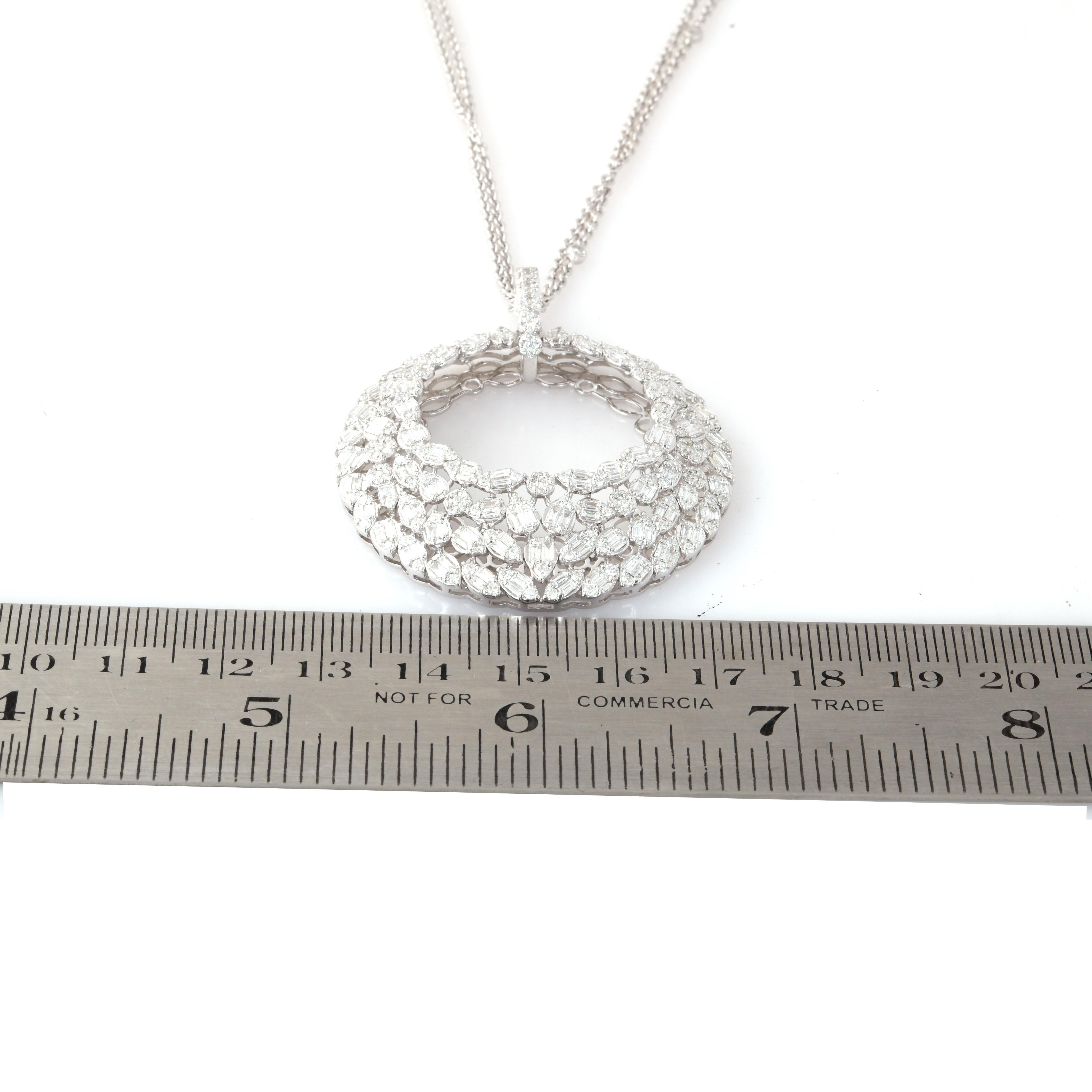 Natural 4.25 Carat Baguette & Round Diamond Pendant Necklace 14 Karat White Gold For Sale 1