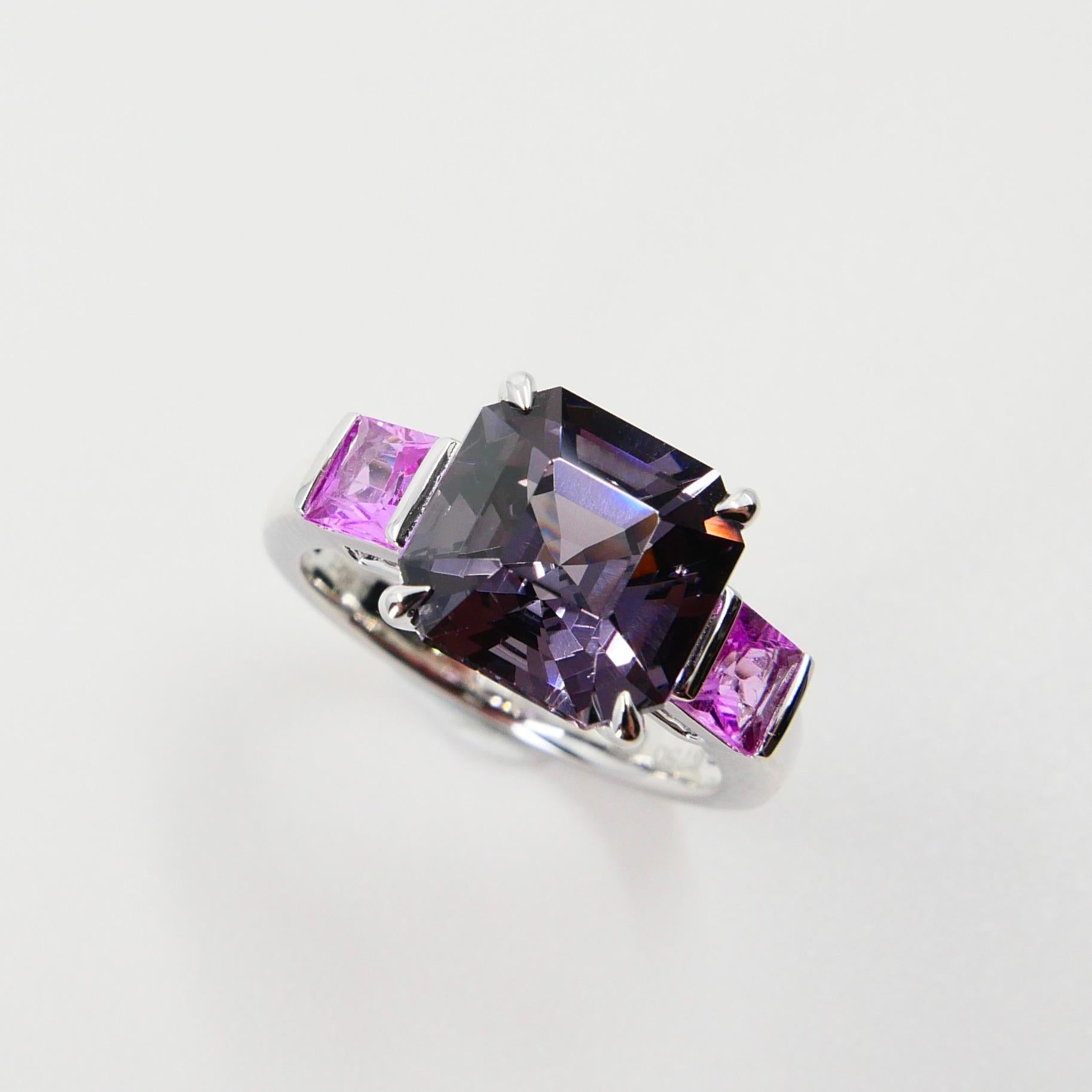 Natural 4.28ct Asscher Cut Purple Spinel and Pink Sapphire 3-Stone Cocktail Ring In New Condition For Sale In Hong Kong, HK