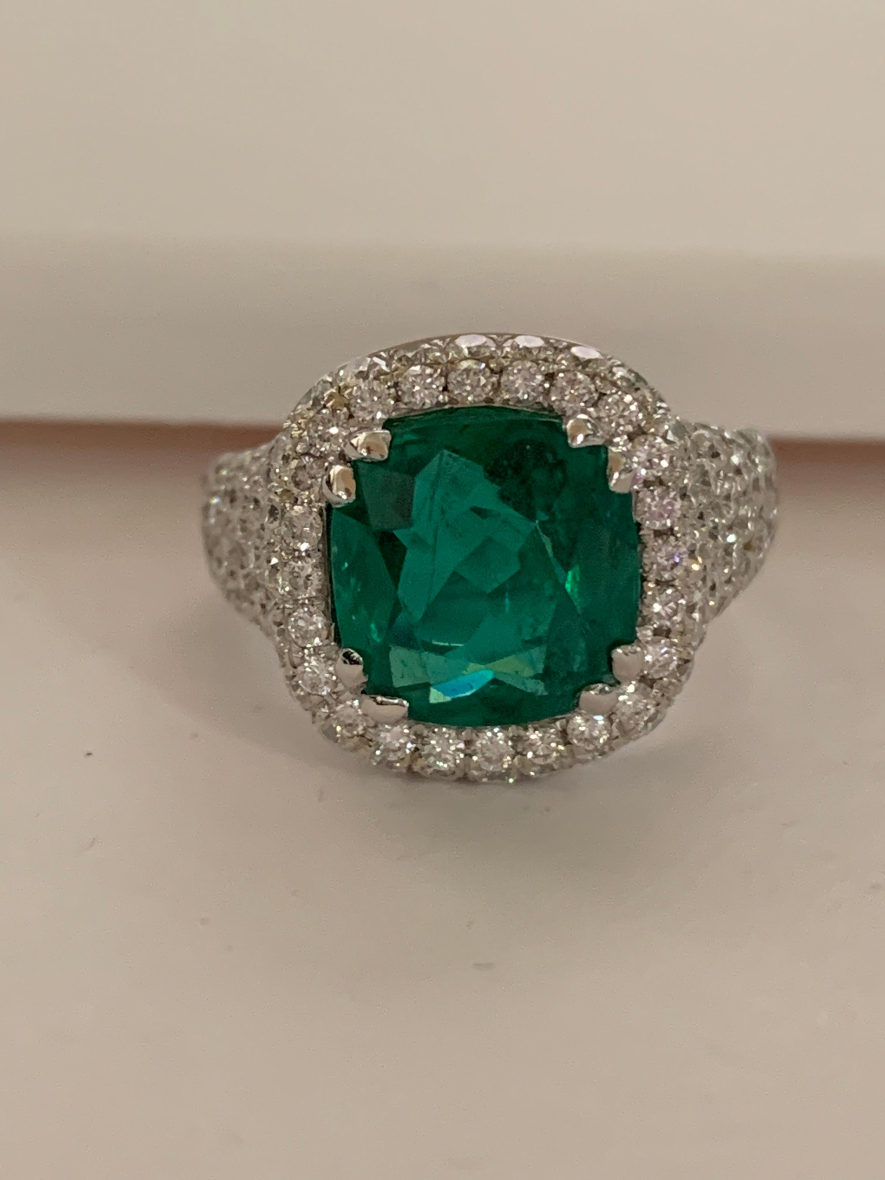 Natural 4.32 Carat Emerald Diamond Ring 3