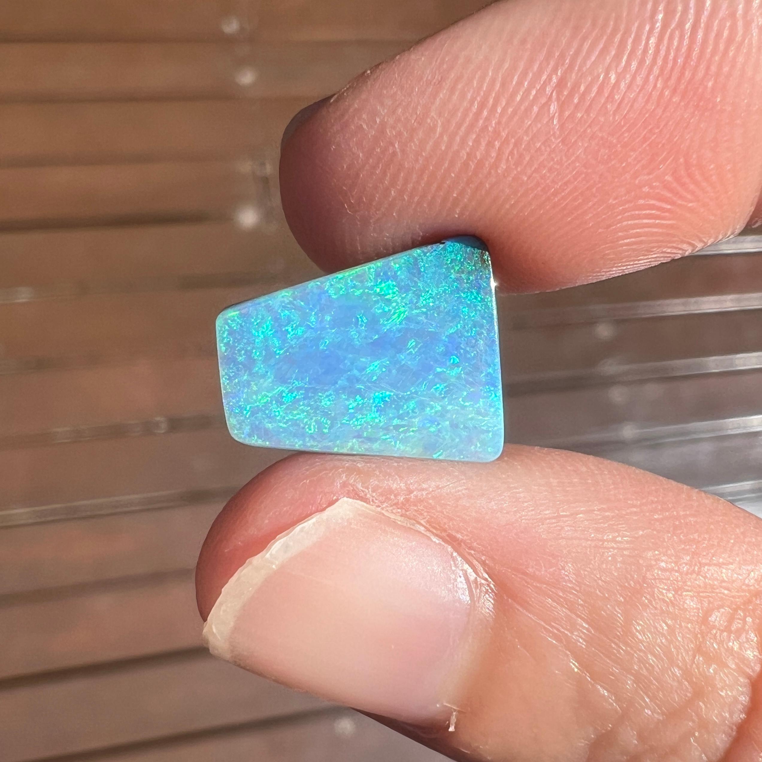 Cabochon Natural 4.37 Ct Australian ocean-coloured boulder opal mined by Sue Cooper For Sale