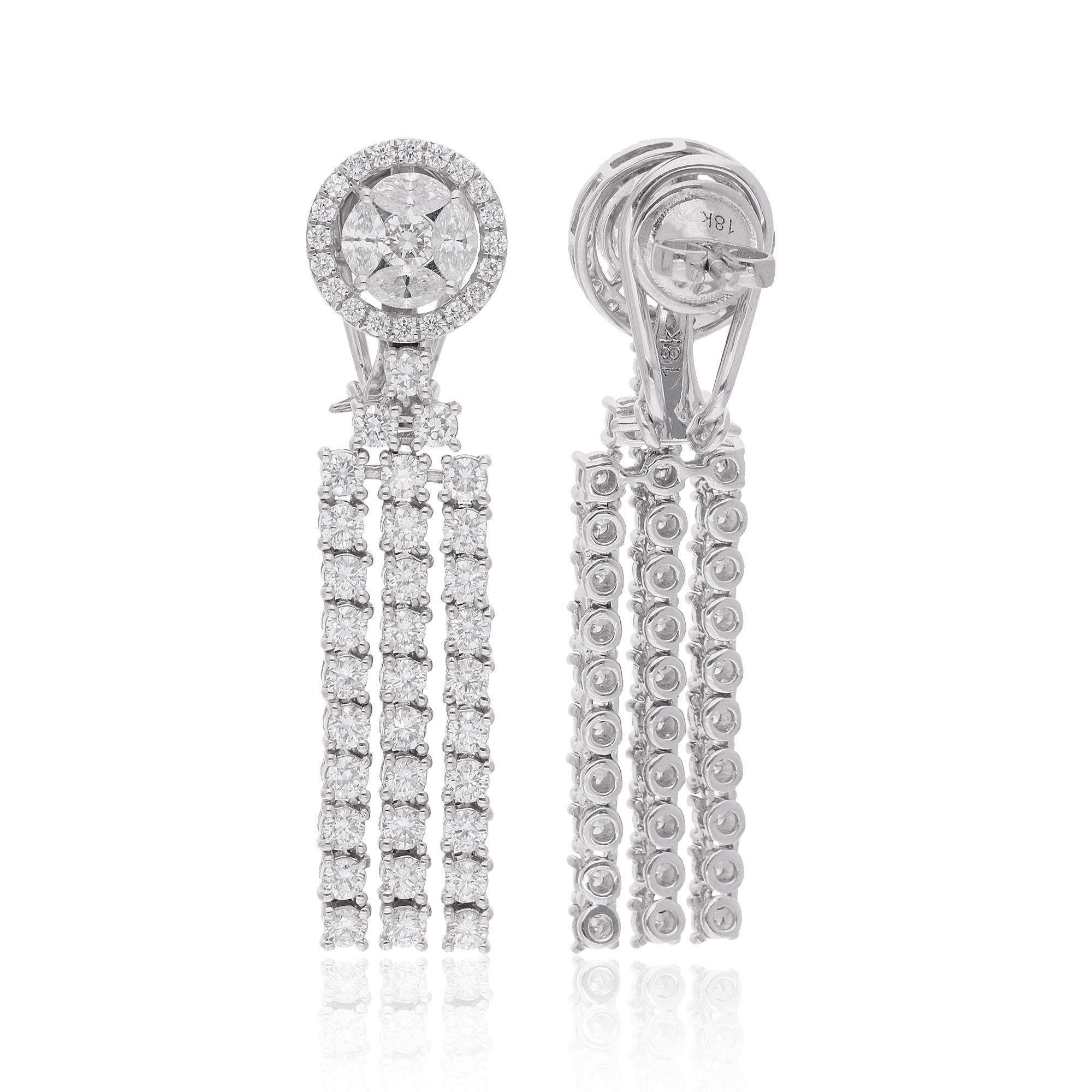 Voici le summum de l'élégance et de la sophistication : les boucles d'oreilles chandelier en diamant rond naturel de 4,38 carats, méticuleusement fabriquées en or blanc luxueux 18 carats. Ces boucles d'oreilles exquises sont un véritable témoignage