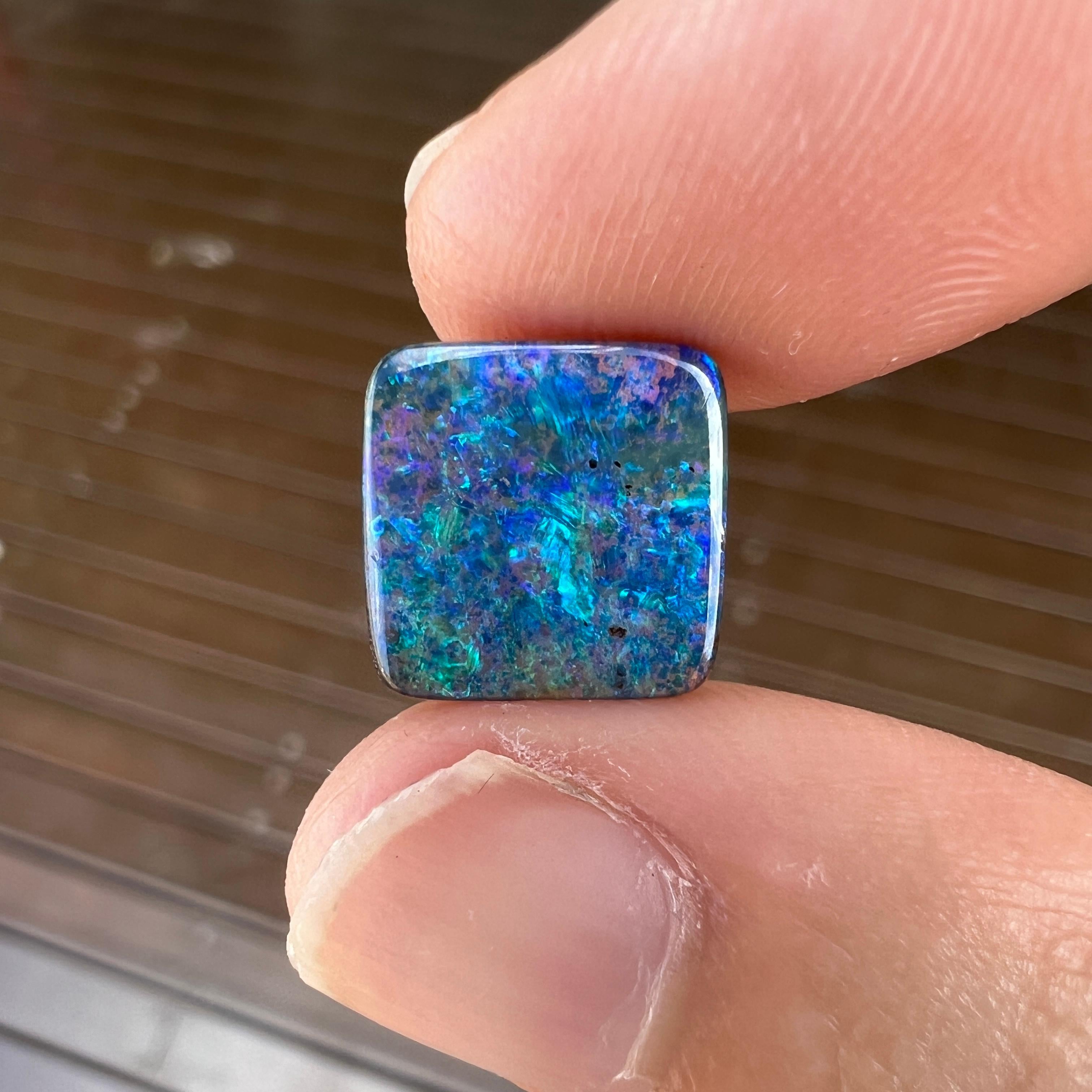 Natural 4.38 Ct Australian boulder opal mined by Sue Cooper In New Condition For Sale In BELCONNEN, ACT