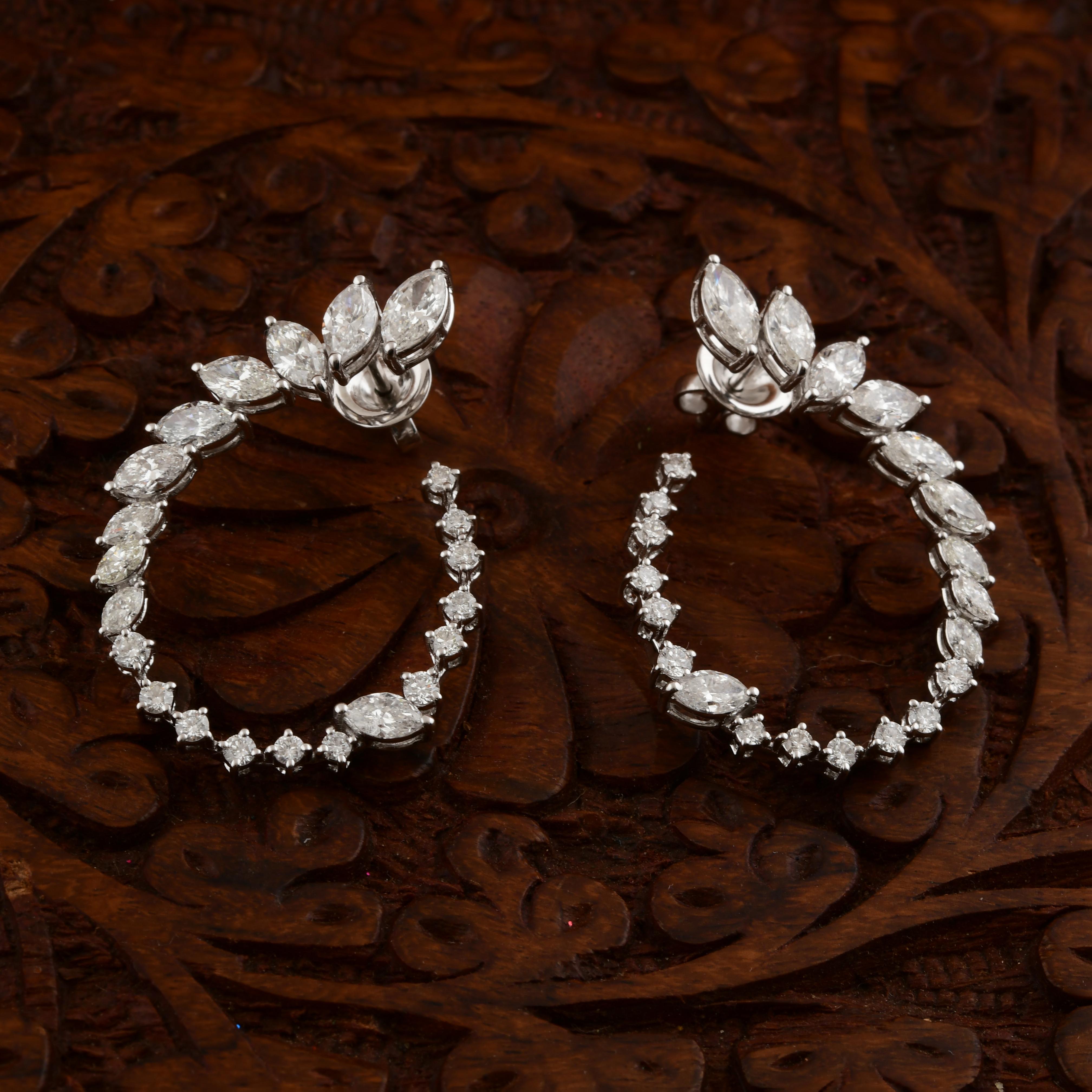 Taille Marquise Boucles d'oreilles en or blanc 18 carats avec diamants ronds marquises de 4,5 carats SI/H en vente