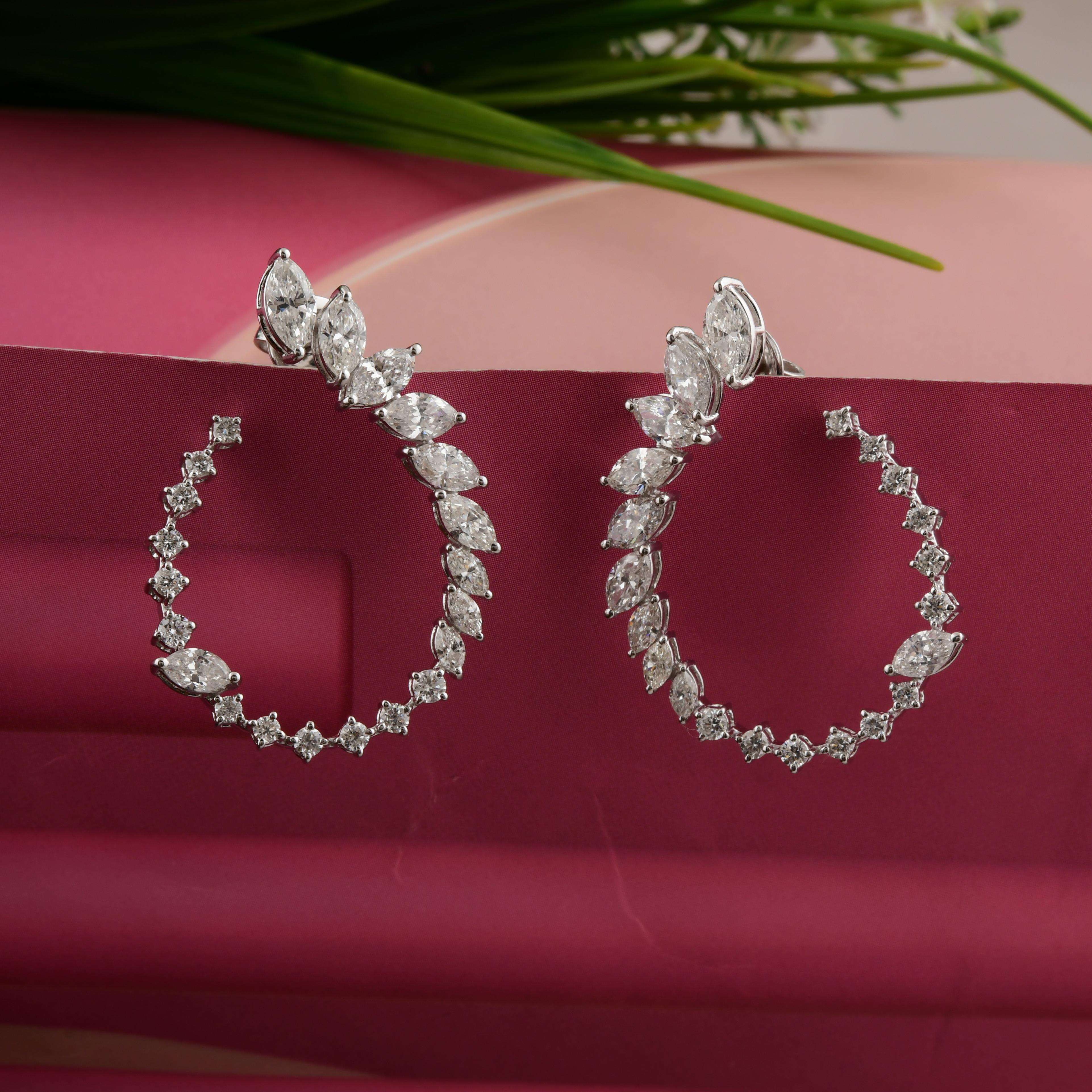Boucles d'oreilles en or blanc 18 carats avec diamants ronds marquises de 4,5 carats SI/H Neuf - En vente à Diera, Dubai