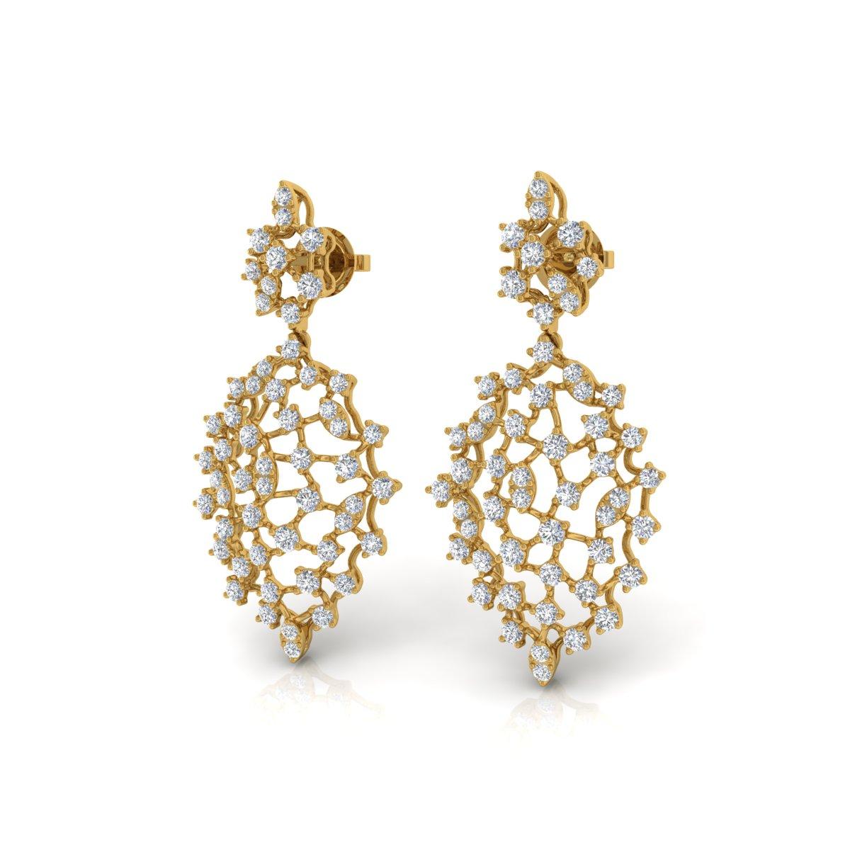 Moderne Boucles d'oreilles en or jaune 14 carats : Nature 4.5 Carat SI/H Round Brilliant Cut Diamond en vente
