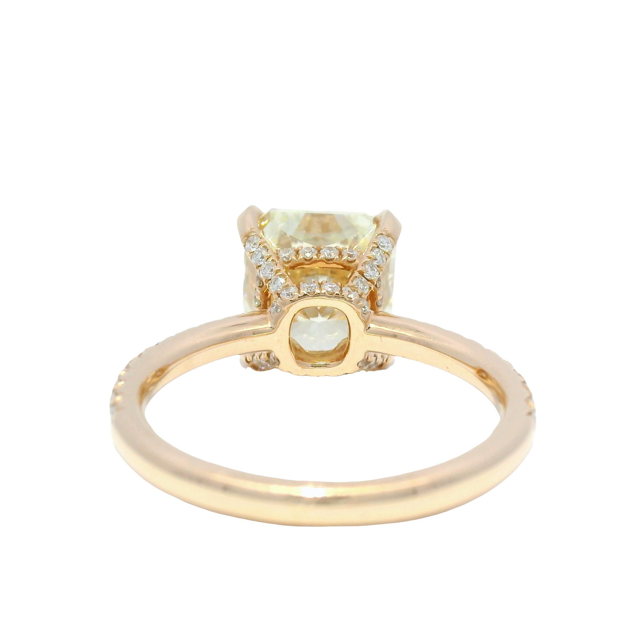 Natürlicher 4,55 Karat Diamant im Radiant-Schliff 14-Karat Verlobungsring Vorrätig im Angebot 2