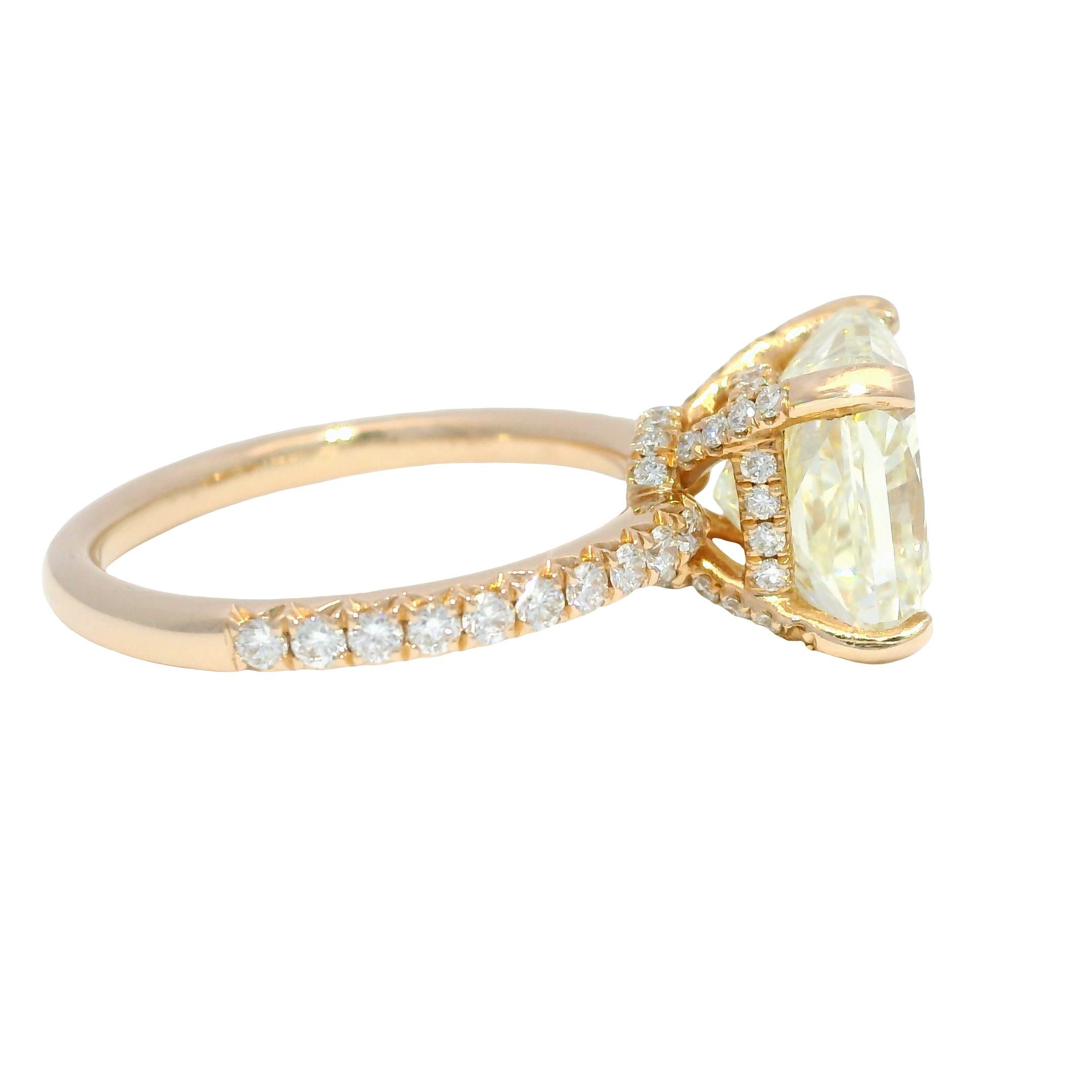 Natürlicher 4,55 Karat Diamant im Radiant-Schliff 14-Karat Verlobungsring Vorrätig im Angebot 3
