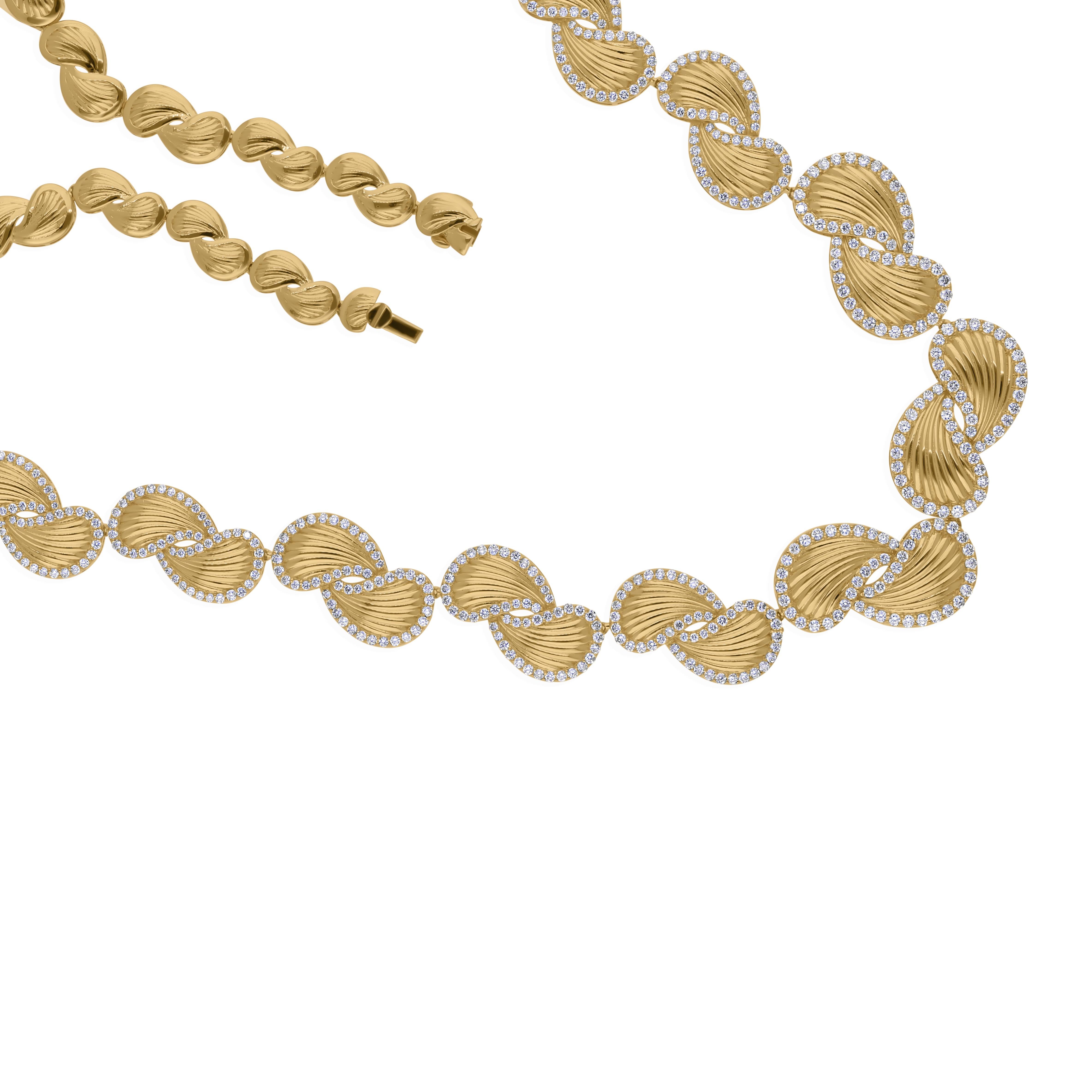 Cast from 18-karat gold, these exquisite necklace is handset with 4.55 carats of sparkling diamonds.

FOLLOW SPECTRUM JEWELS storefront to view the latest collection & exclusive pieces. Spectrum Jewels is proudly rated as a Top Seller on 1stdibs