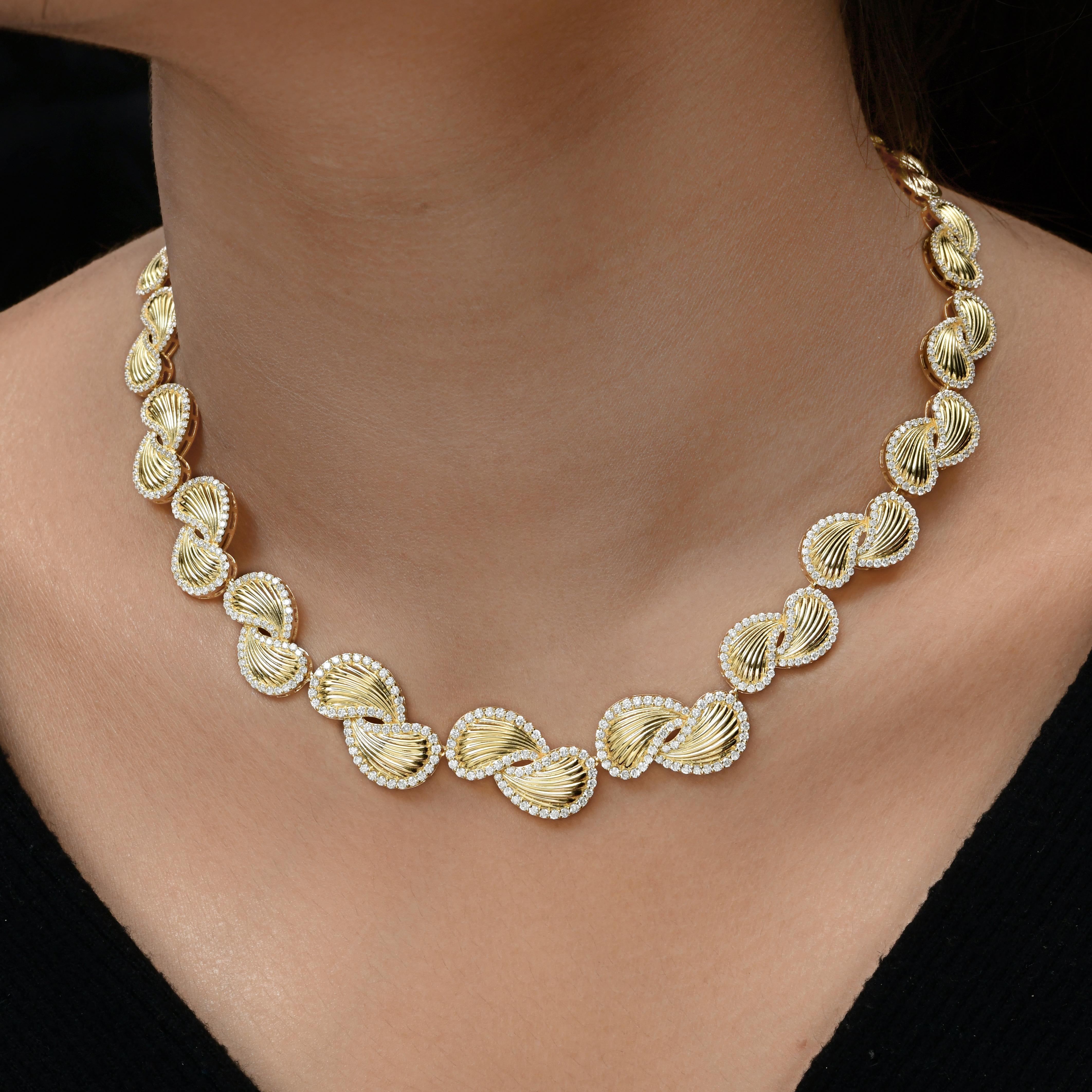 Spectrum Jewels Round Cut 4.55Ct Natural Diamond Statement Necklace 14K Gold For Sale 2